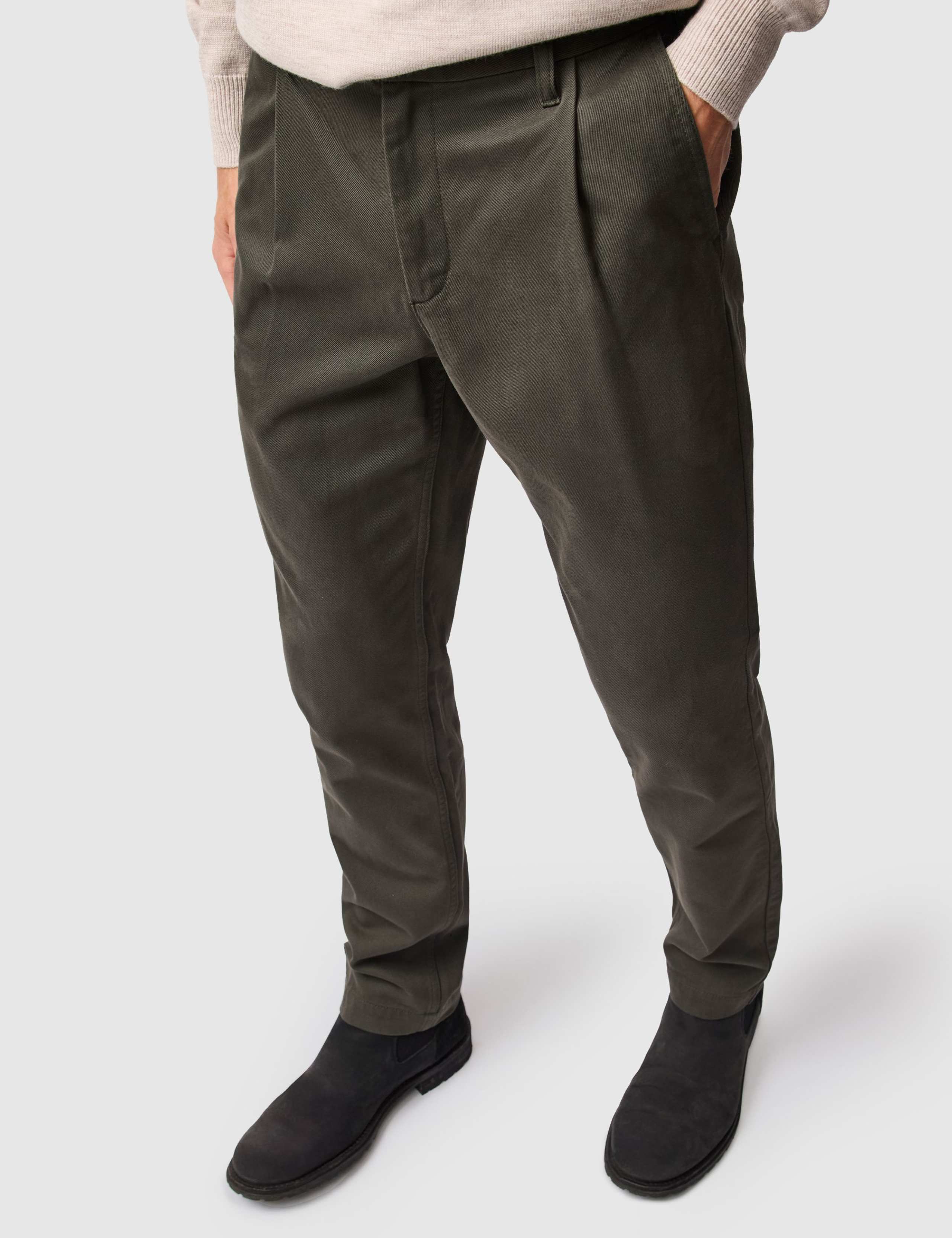 Fielding Relaxed Tapered Fit Trousers 3 of 4