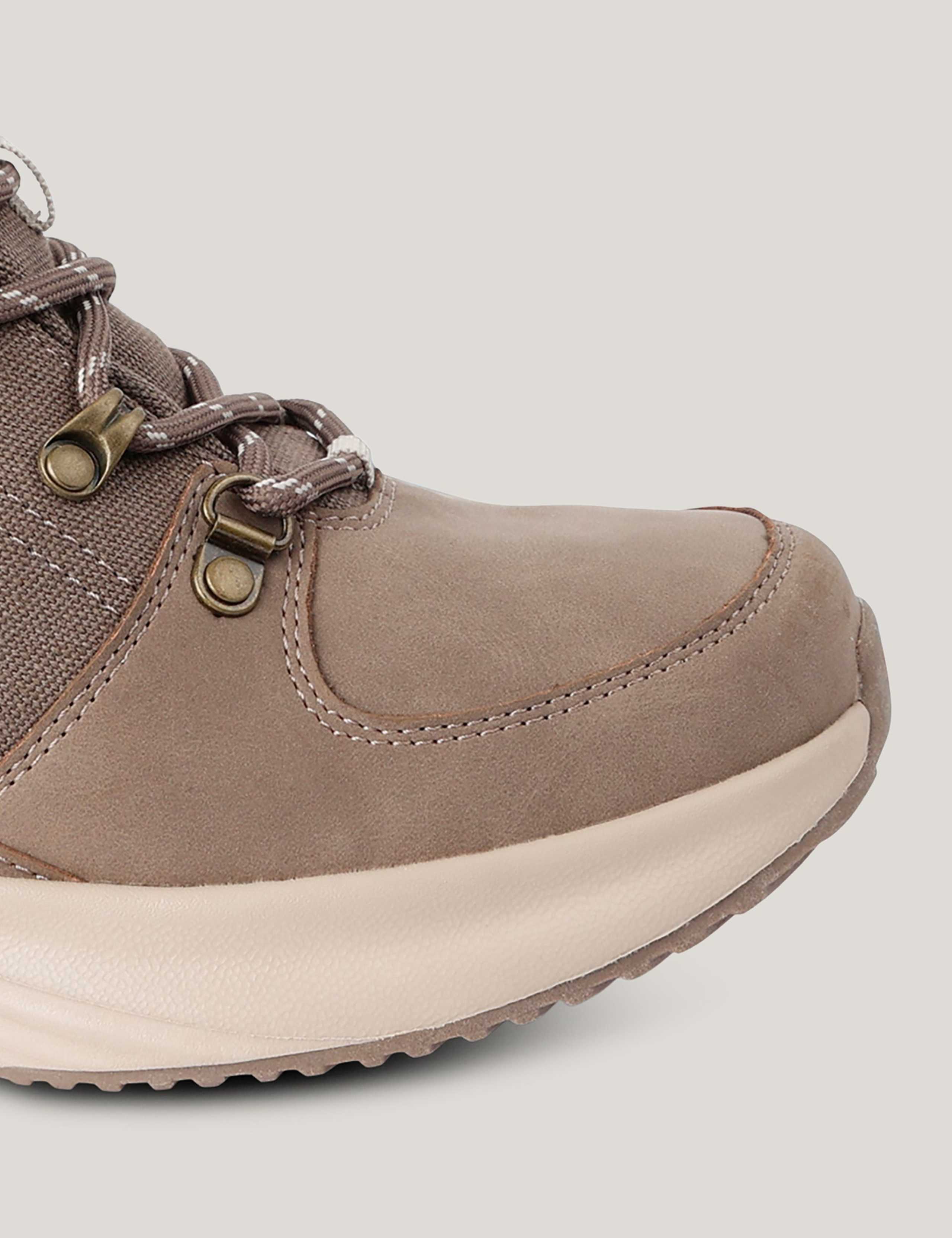 Sambrook Walking Boots 9 of 9