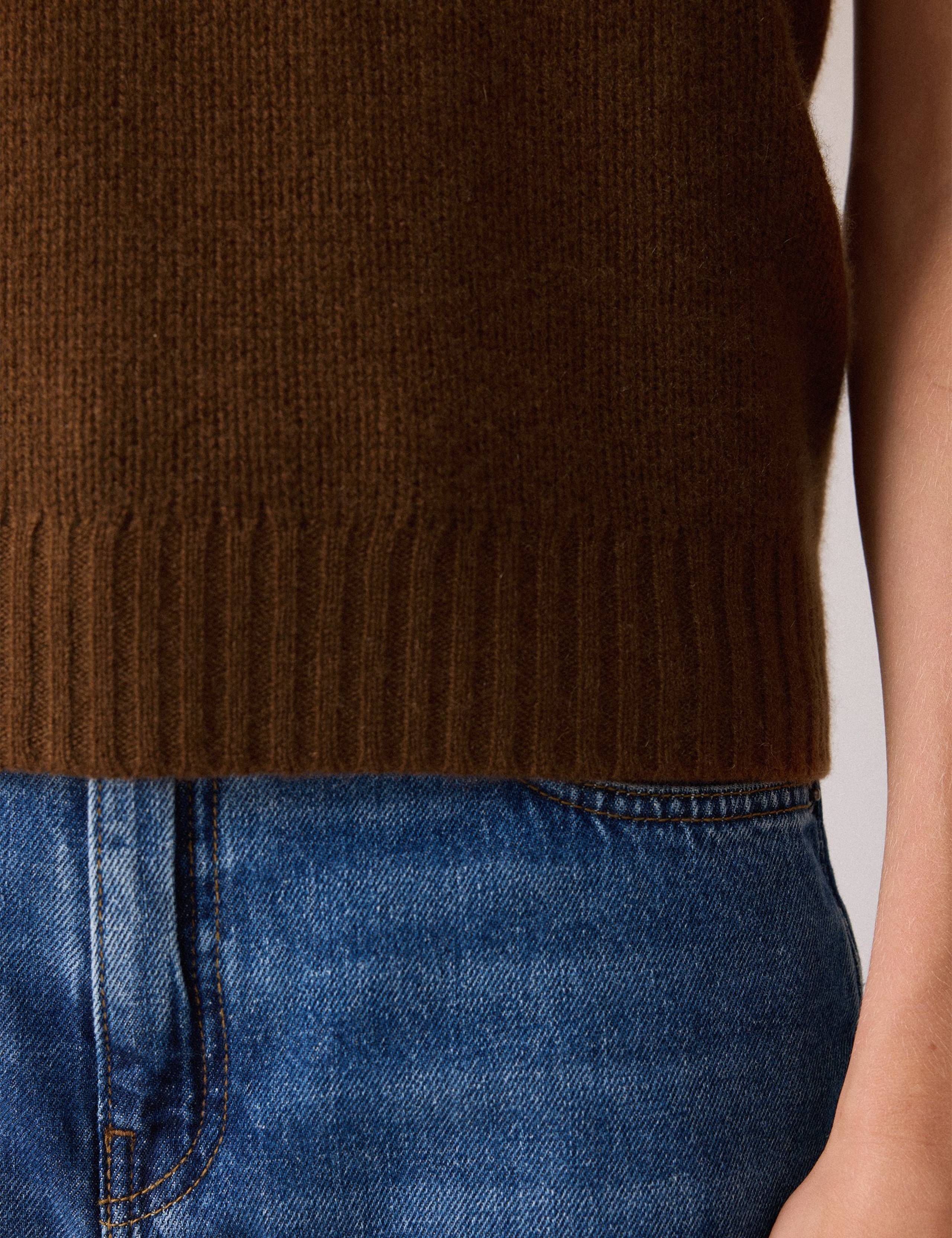 Pure Cashmere Crew Neck Knitted Vest 4 of 6