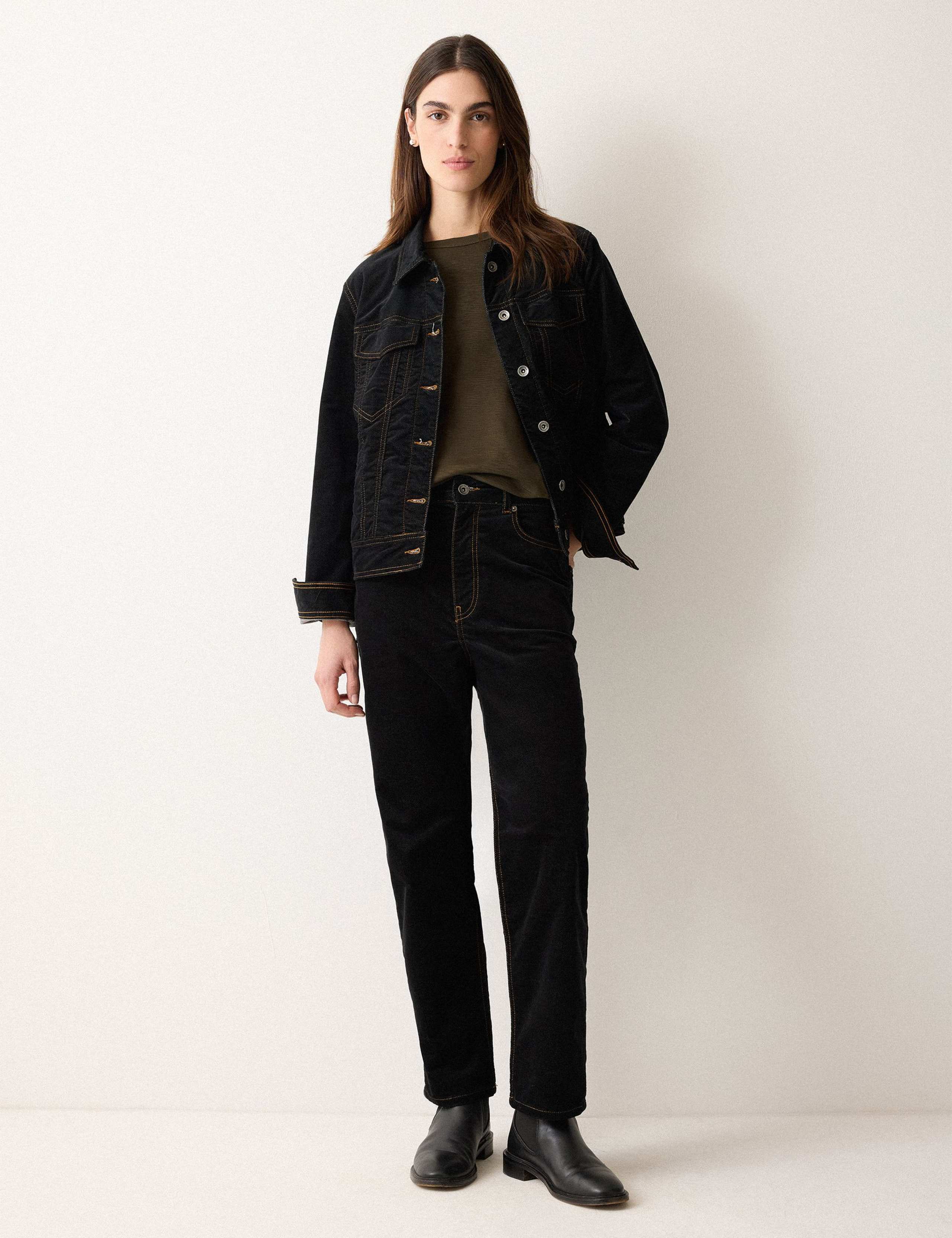 Jersey Raglan Sleeve T-Shirt 3 of 5