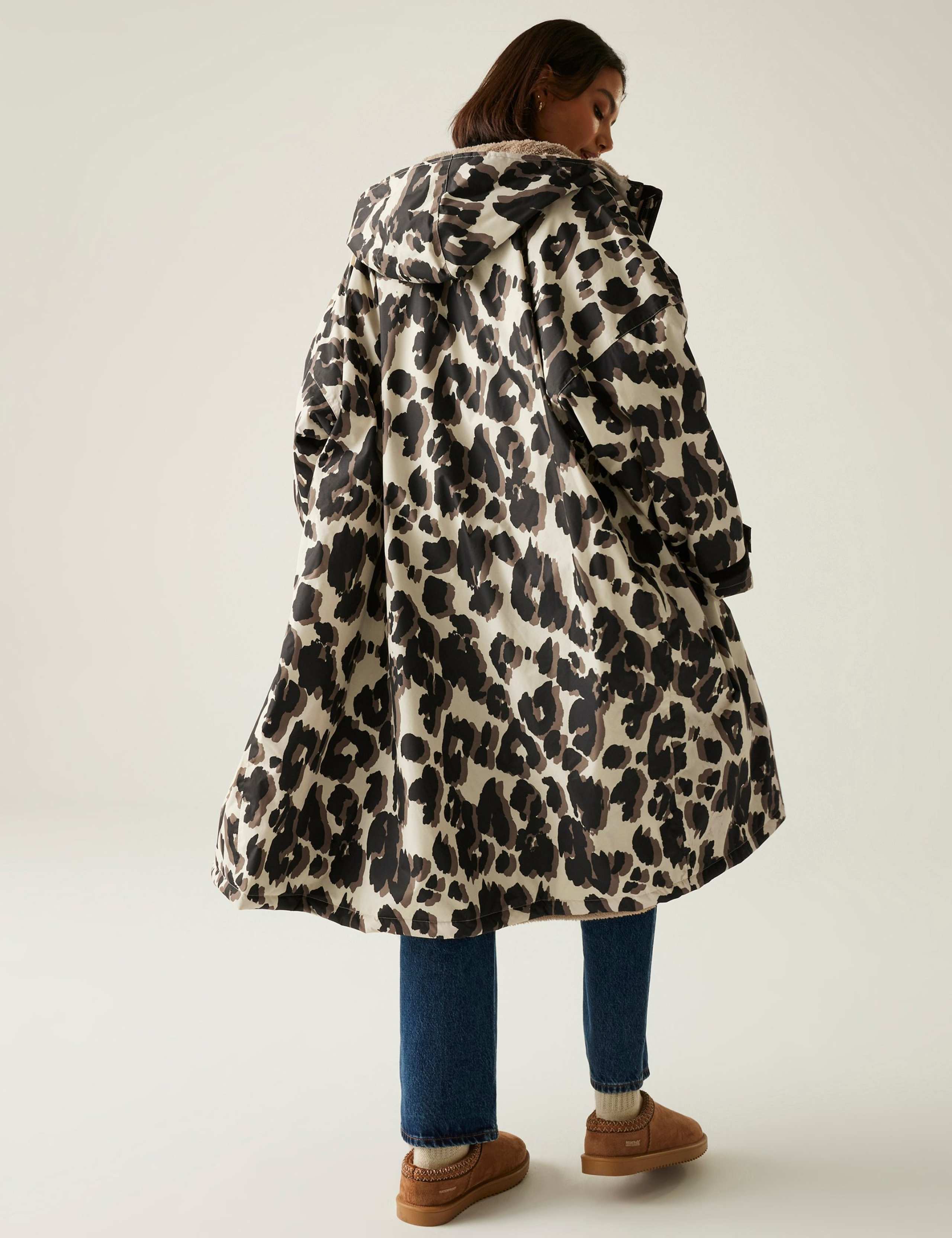 Waterproof Leopard Print Padded Coat 4 of 10