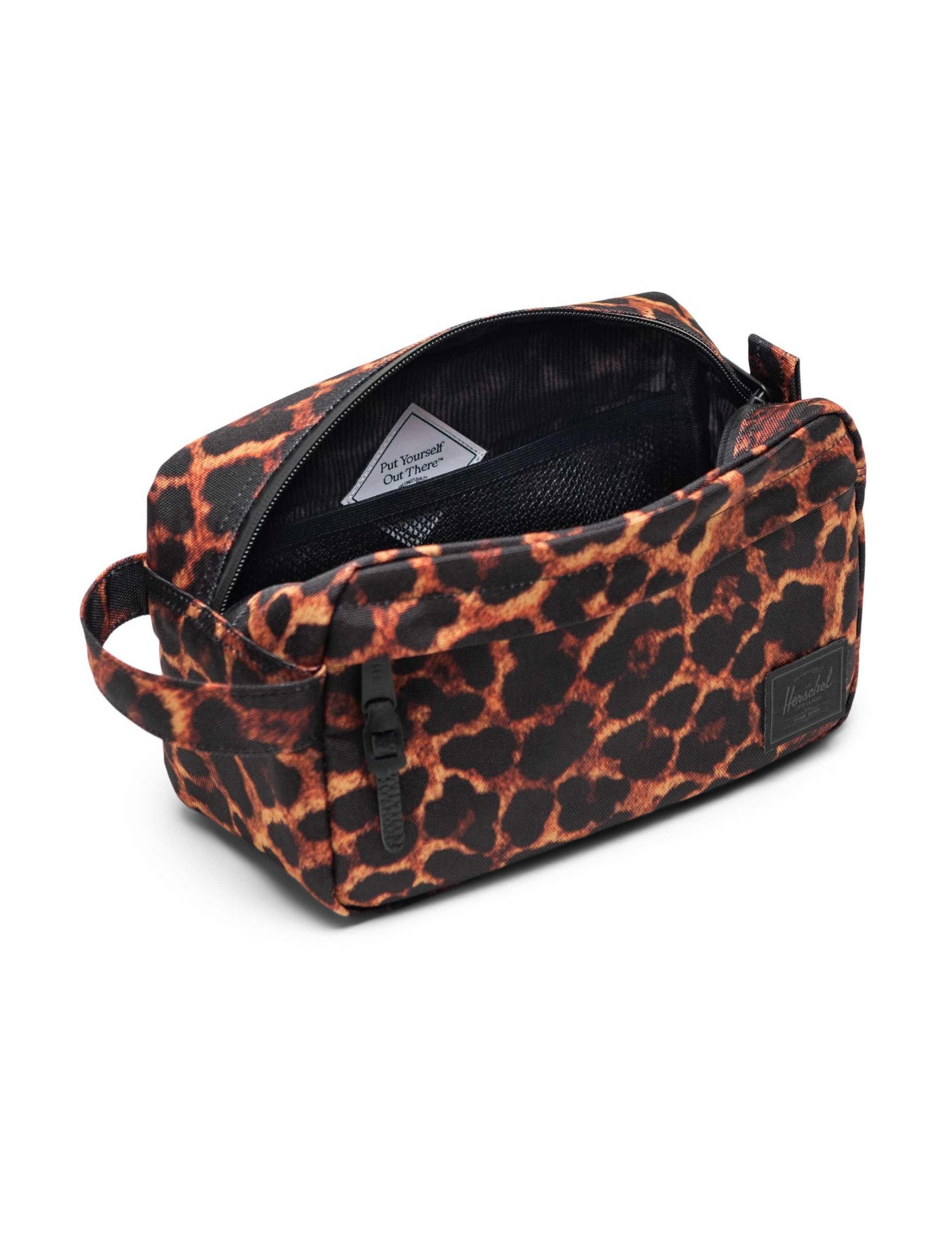 Multi Pocket Washbag 3 of 3