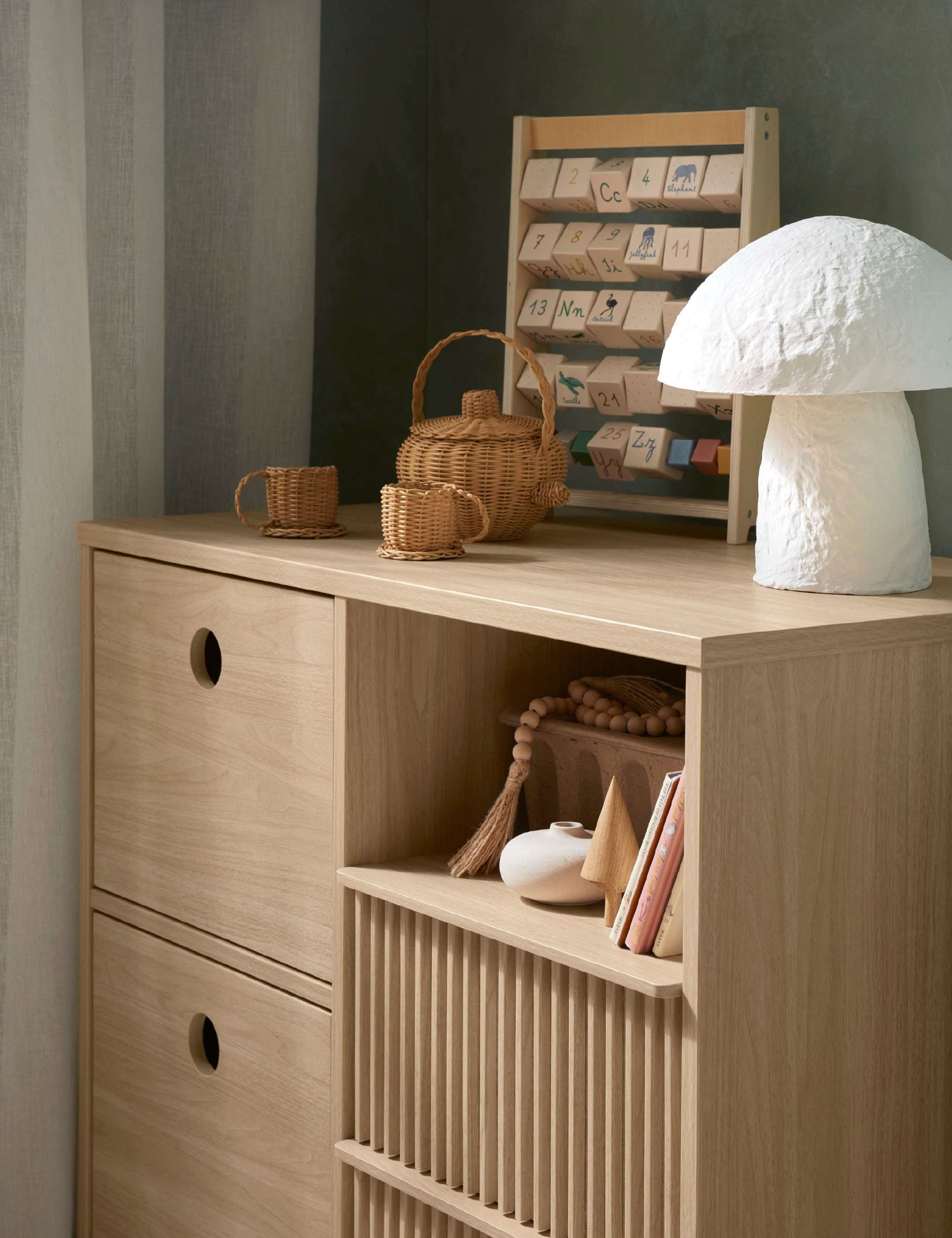 Oska Cot Bed & Narrow Dresser Changer 6 of 11