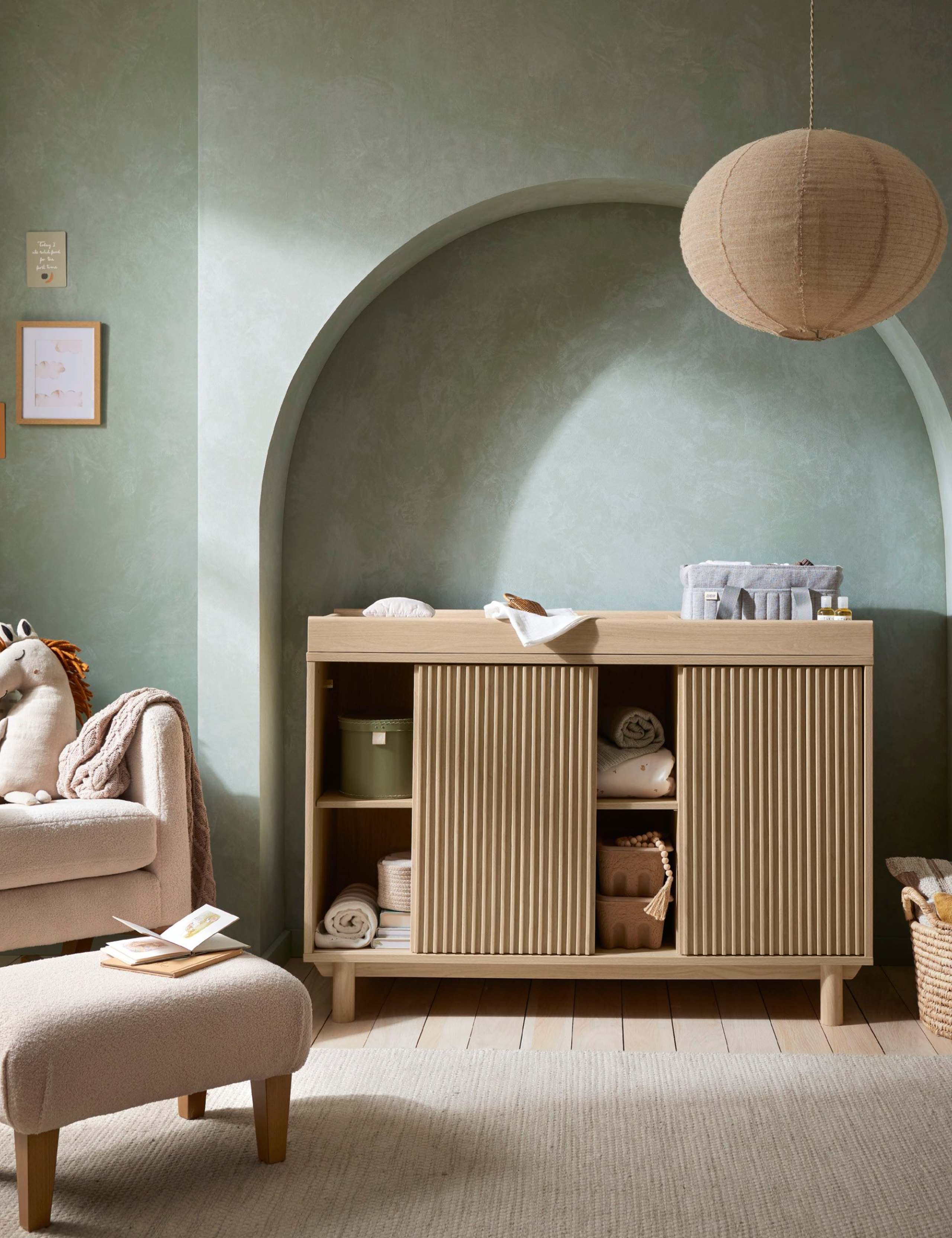 Oska Cot Bed, Wide Dresser Changer & Wardrobe 3 of 5