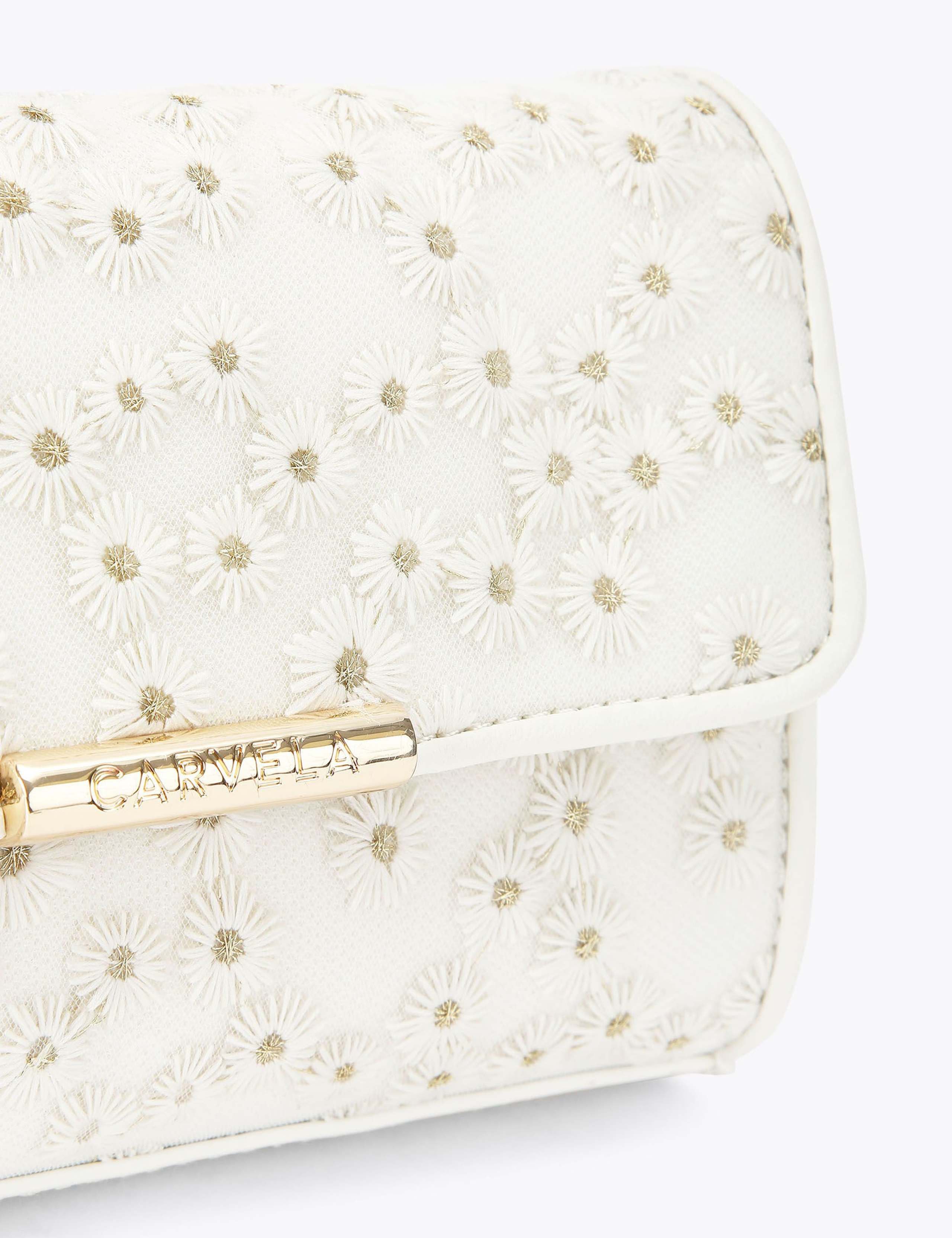 Embroidered Flower Chain Strap Clutch Bag 3 of 5