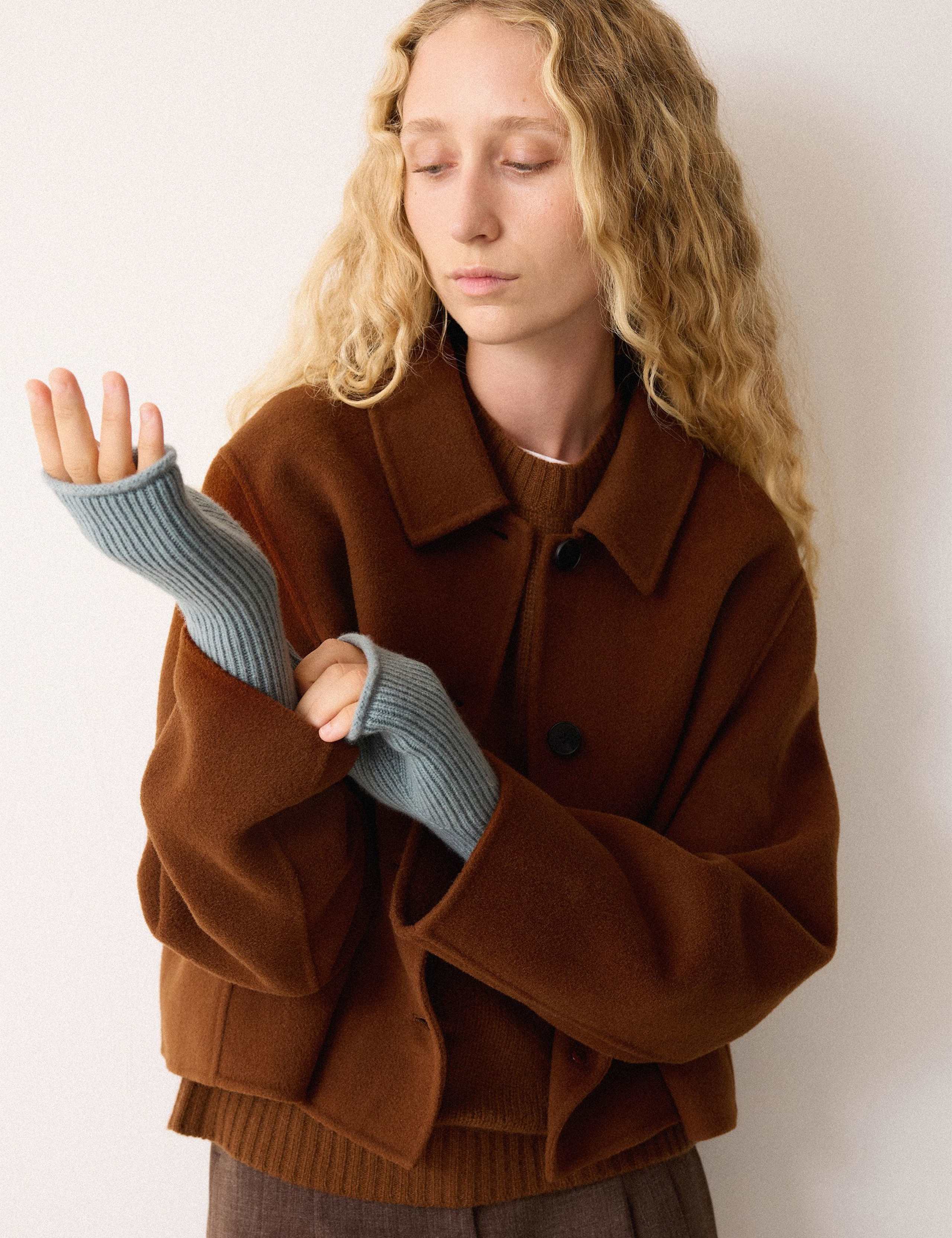 Wool Rich Knitted Mittens 3 of 3