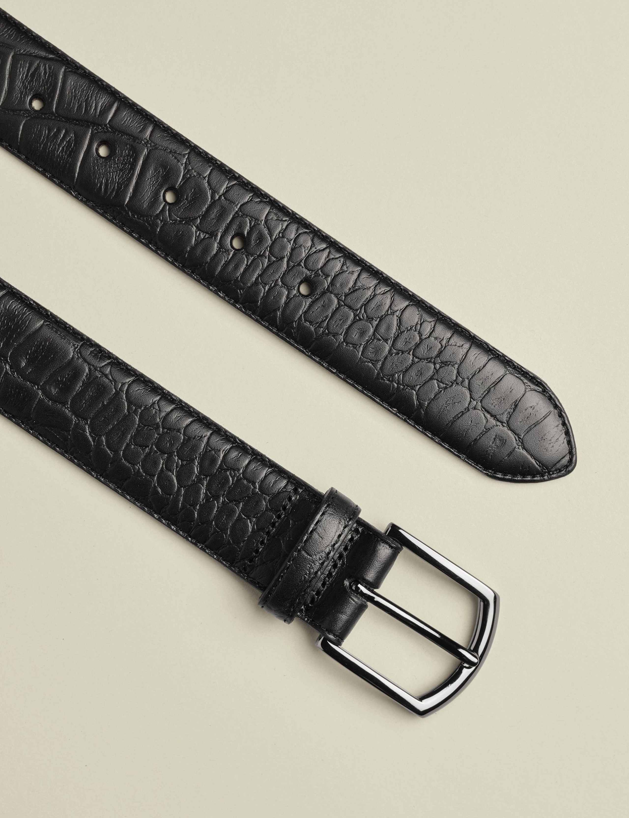 Embossed Leather Textured Belt 2 of 2