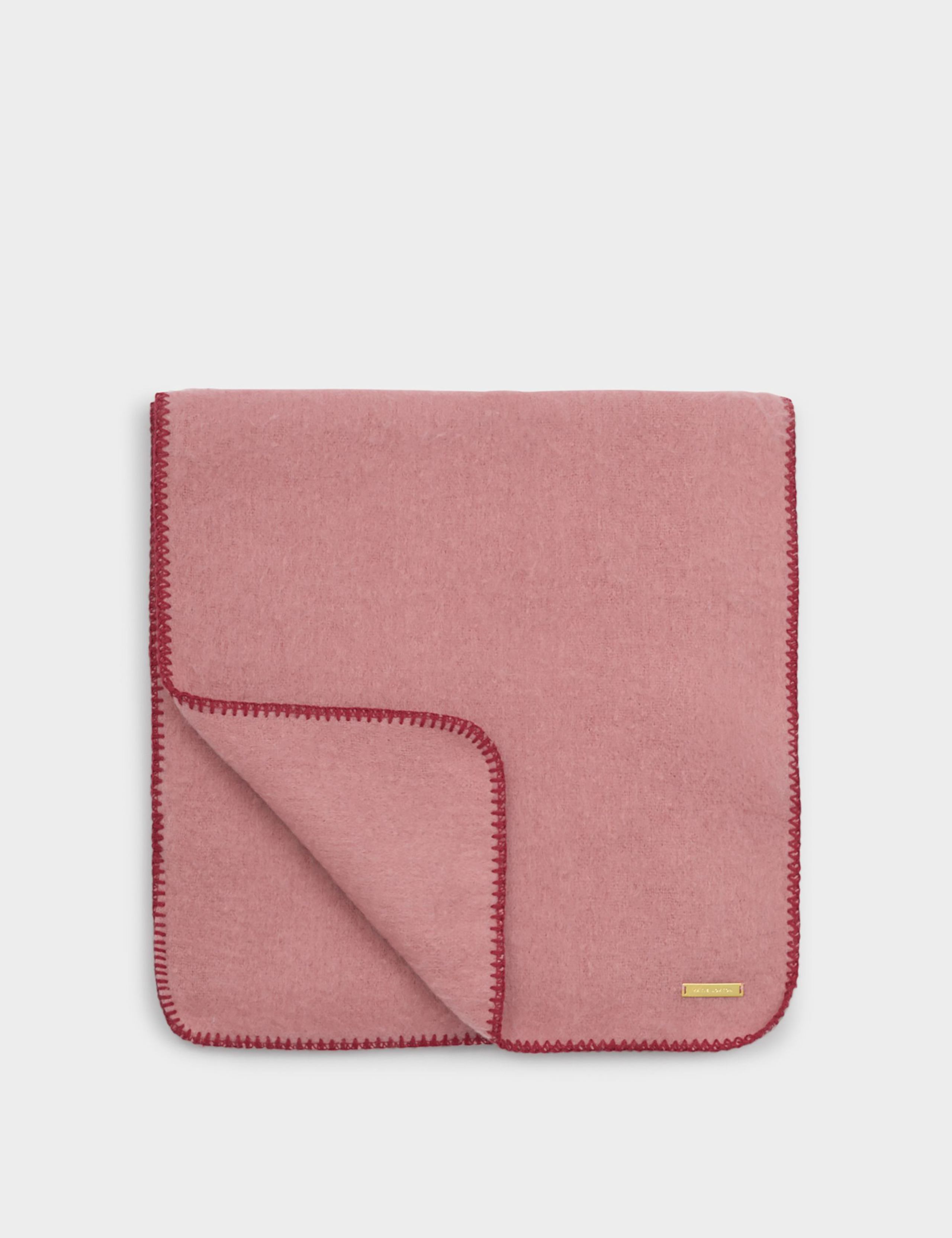 Whipstitch Scarf 3 of 5