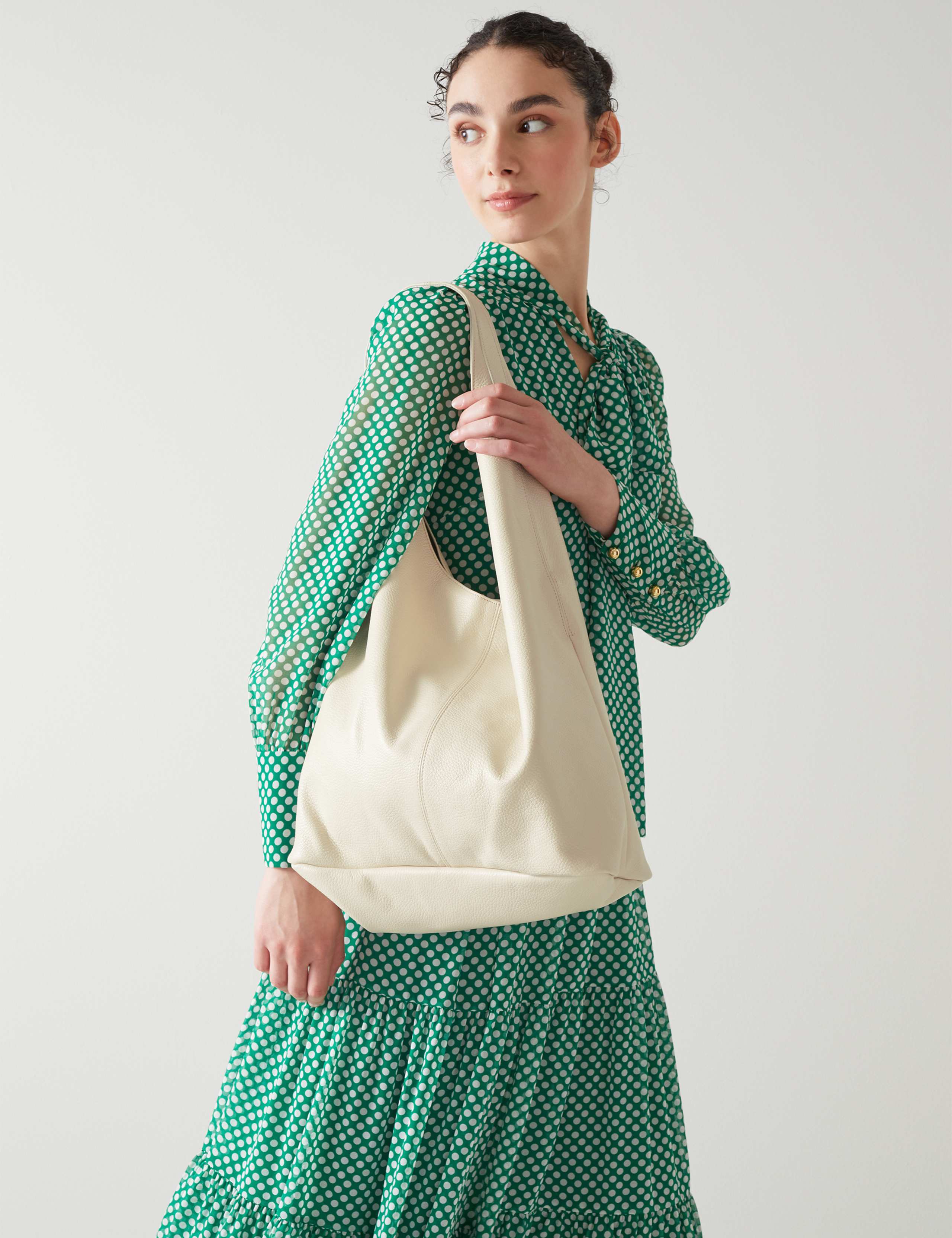 Leather Shoulder Bag 4 of 4