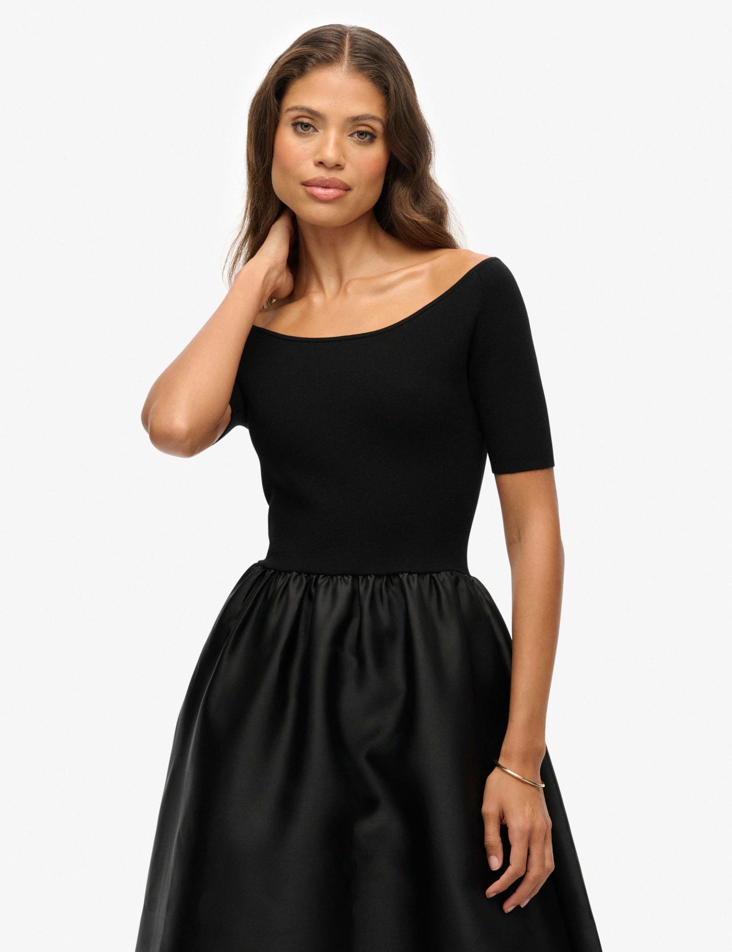 Contrast Texture Midi Relaxed Waisted Dress 5 of 8