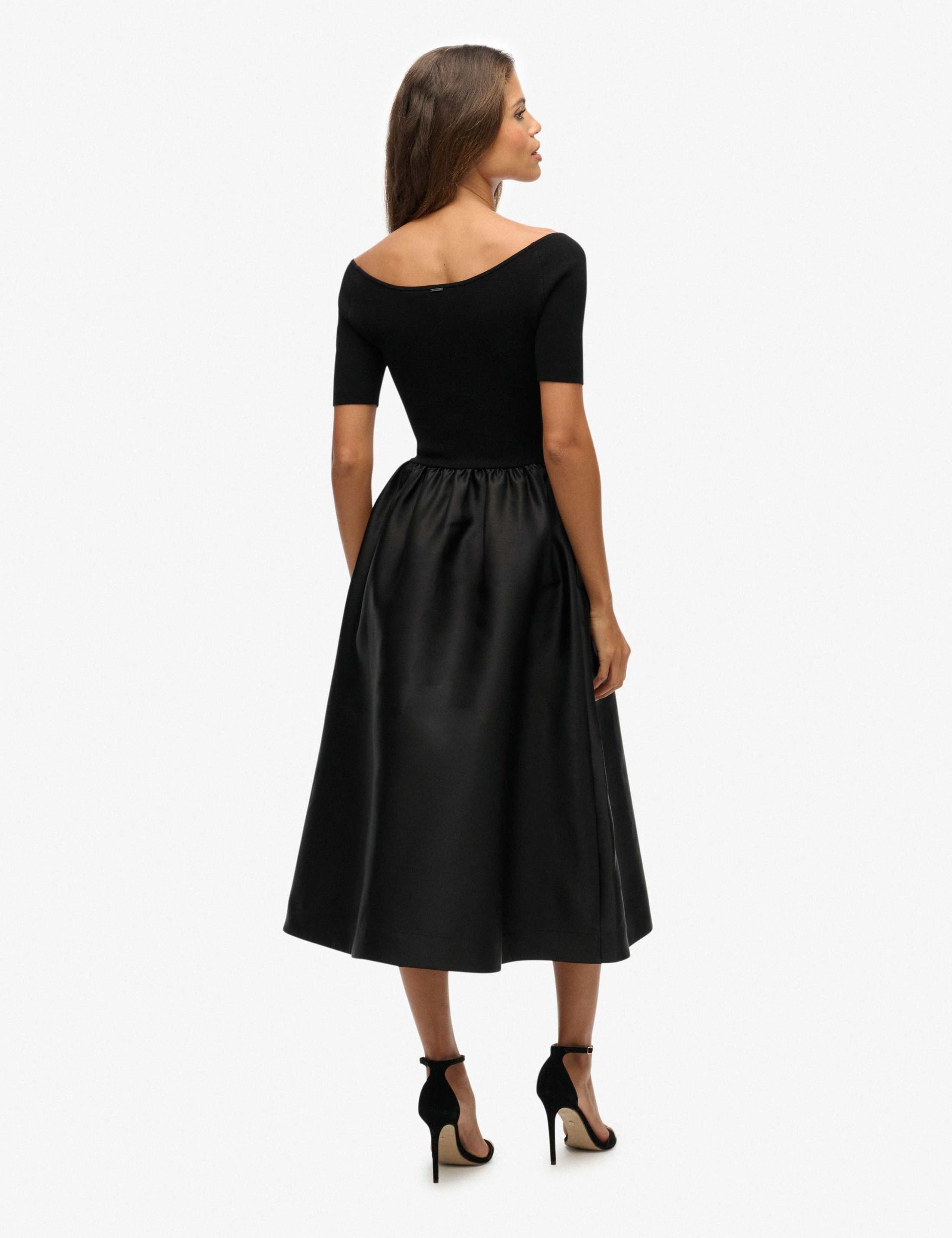 Contrast Texture Midi Relaxed Waisted Dress 7 of 8