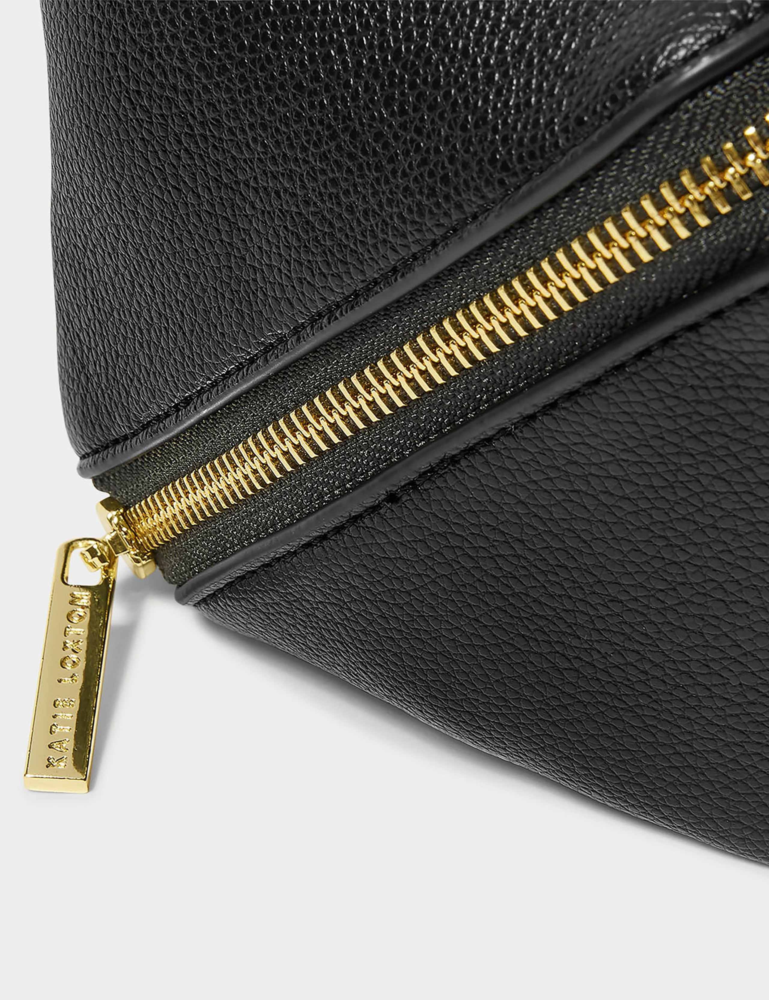 Personalised Medium Toiletry Bag 2 of 6