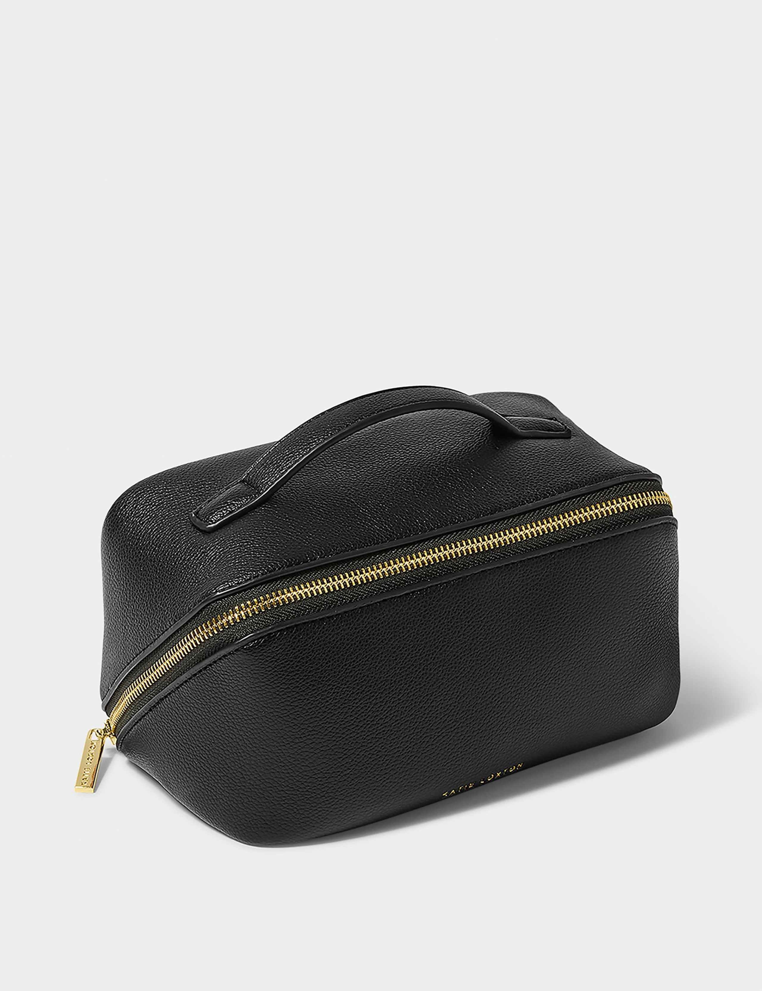 Personalised Medium Toiletry Bag 4 of 6