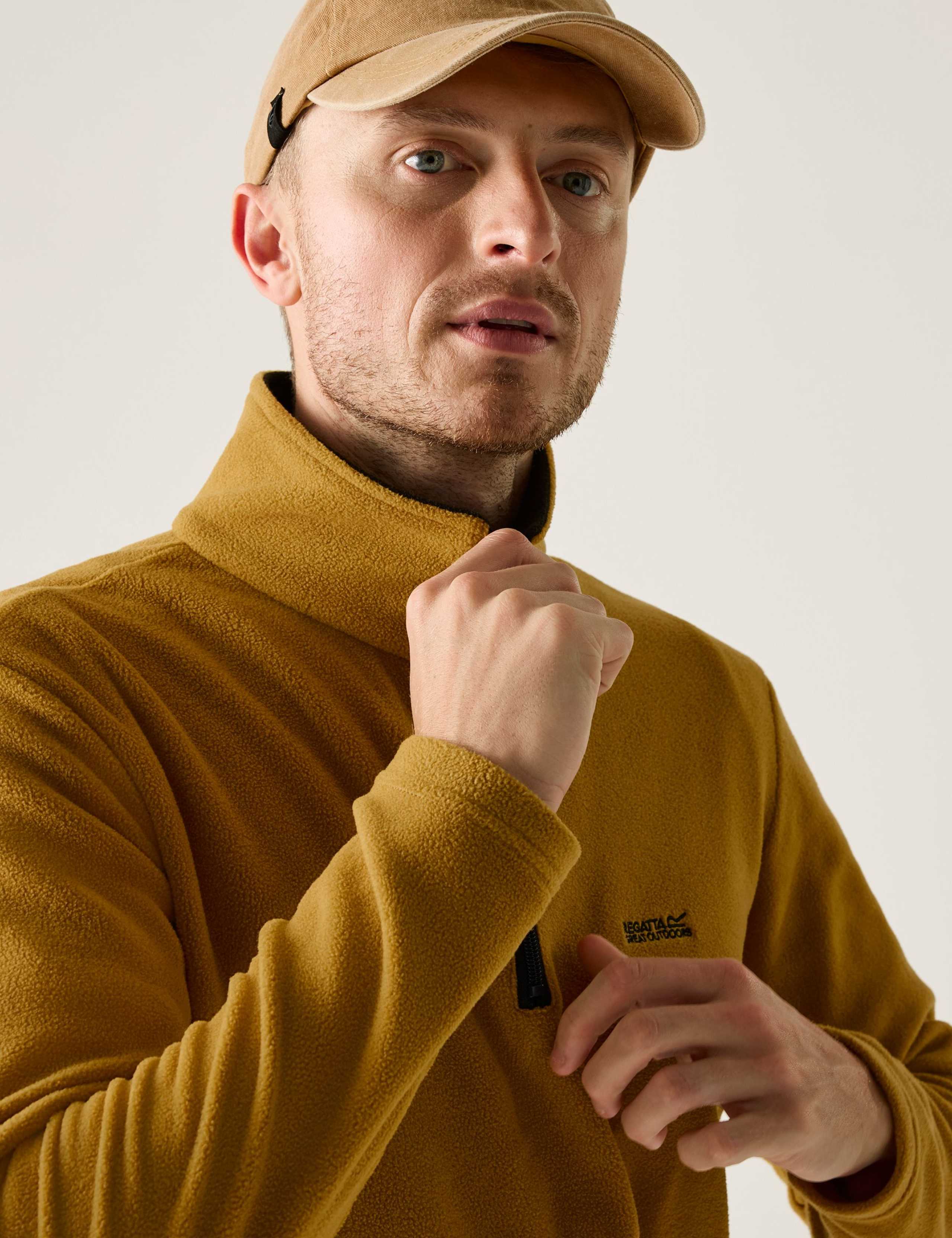 Thompson Funnel Neck Half Zip Fleece 3 of 6