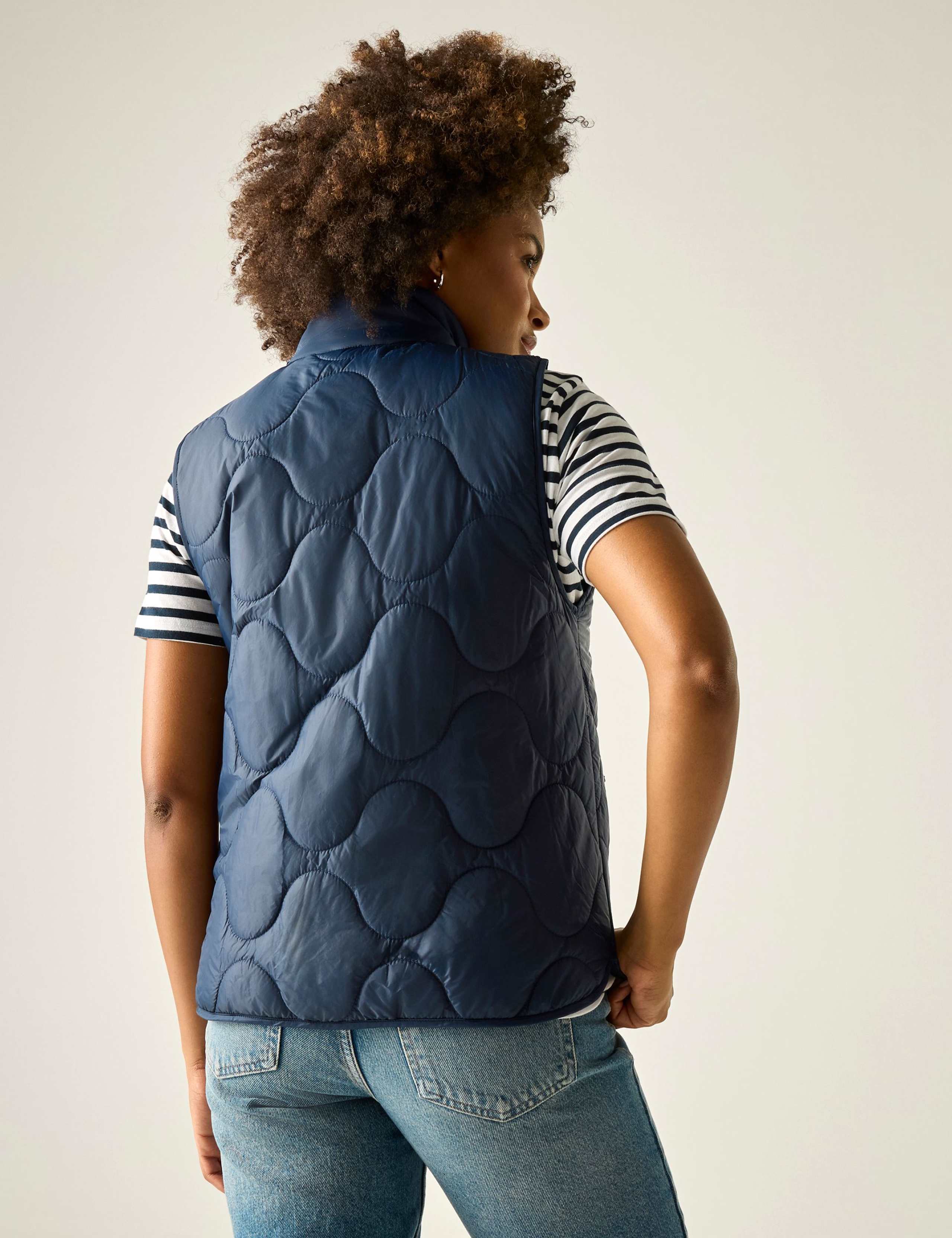 Carlotte Quilted Funnel Neck Gilet 4 of 5