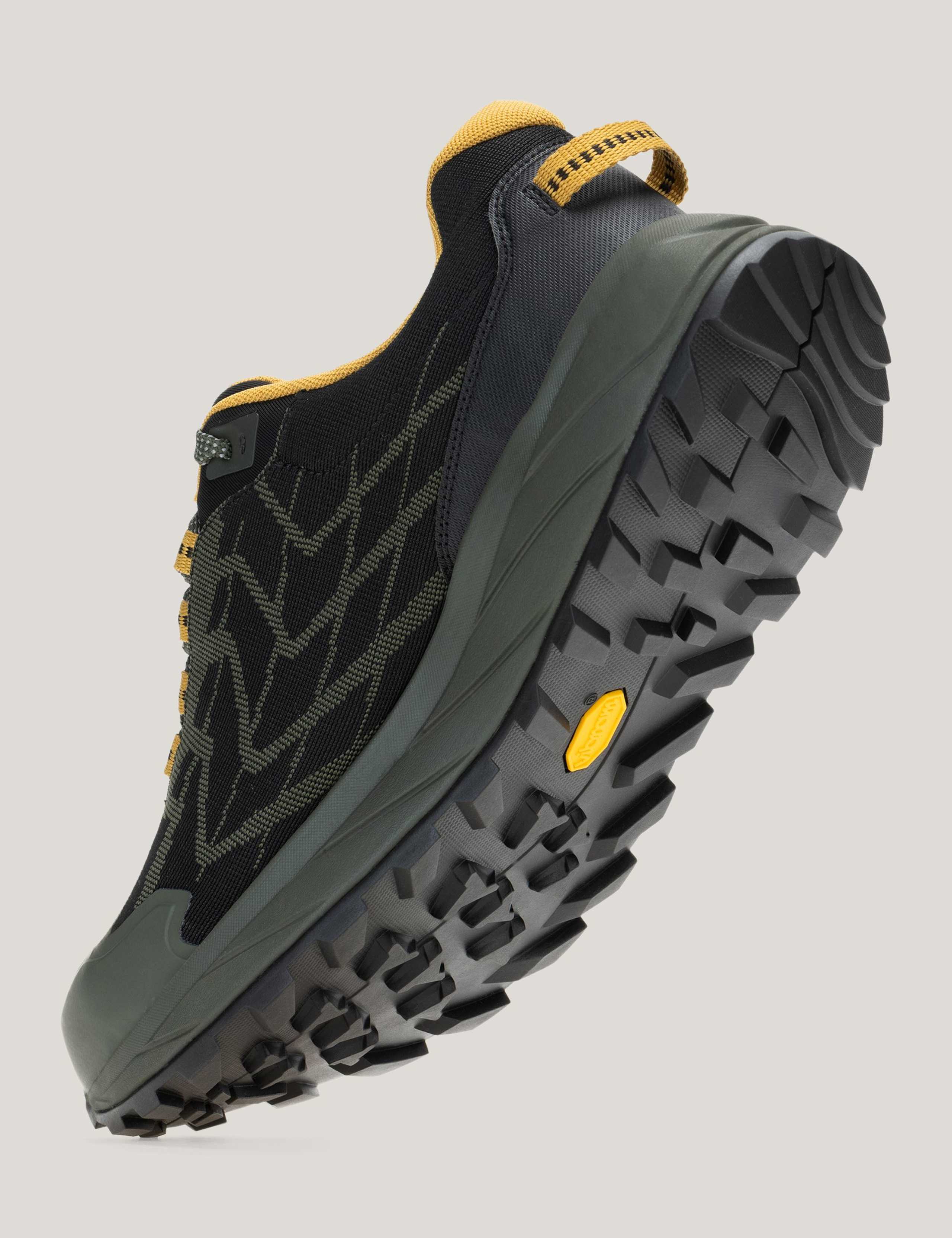 Cruize Walking Shoes 8 of 9