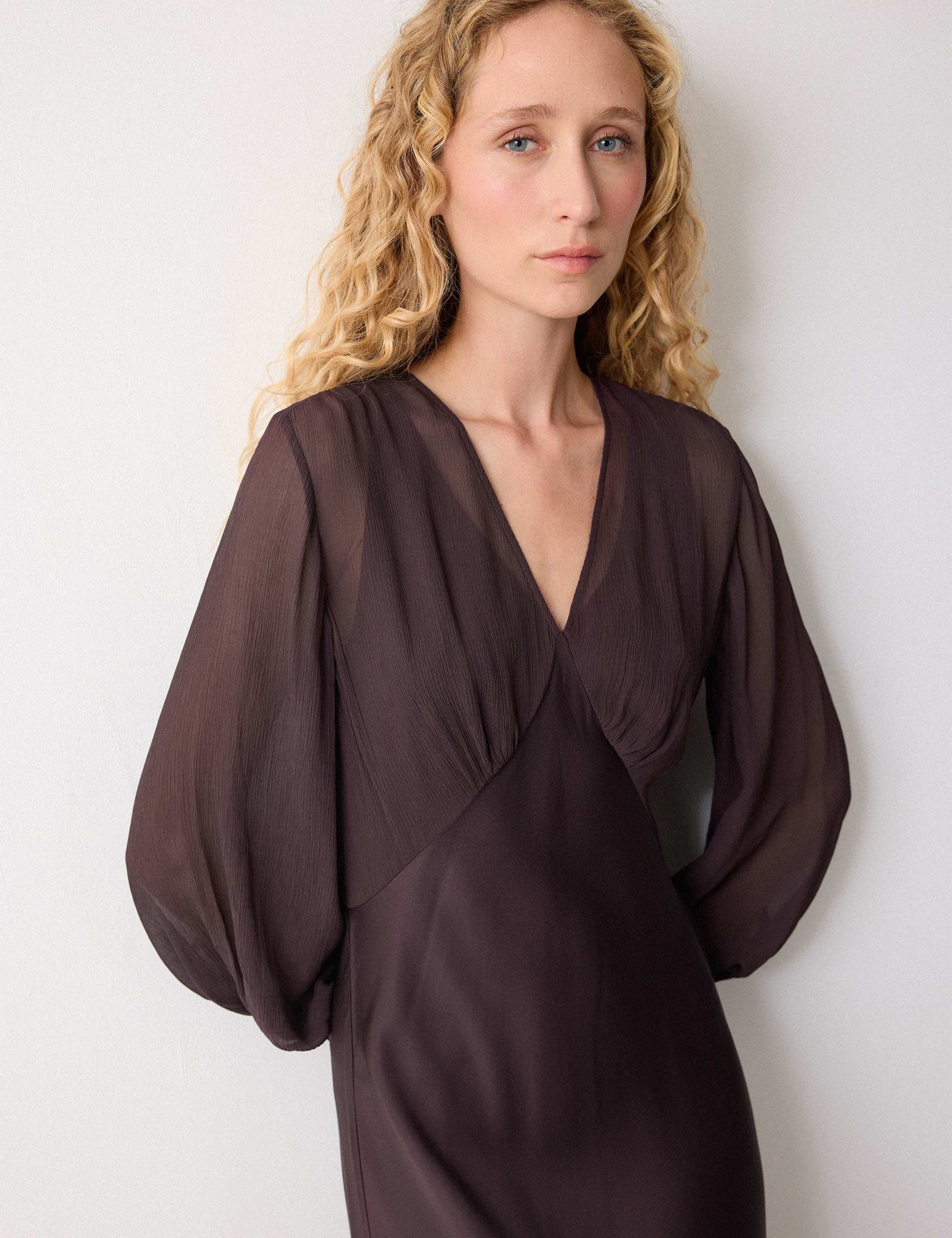 V-Neck Midi Tailored Dress 4 of 6