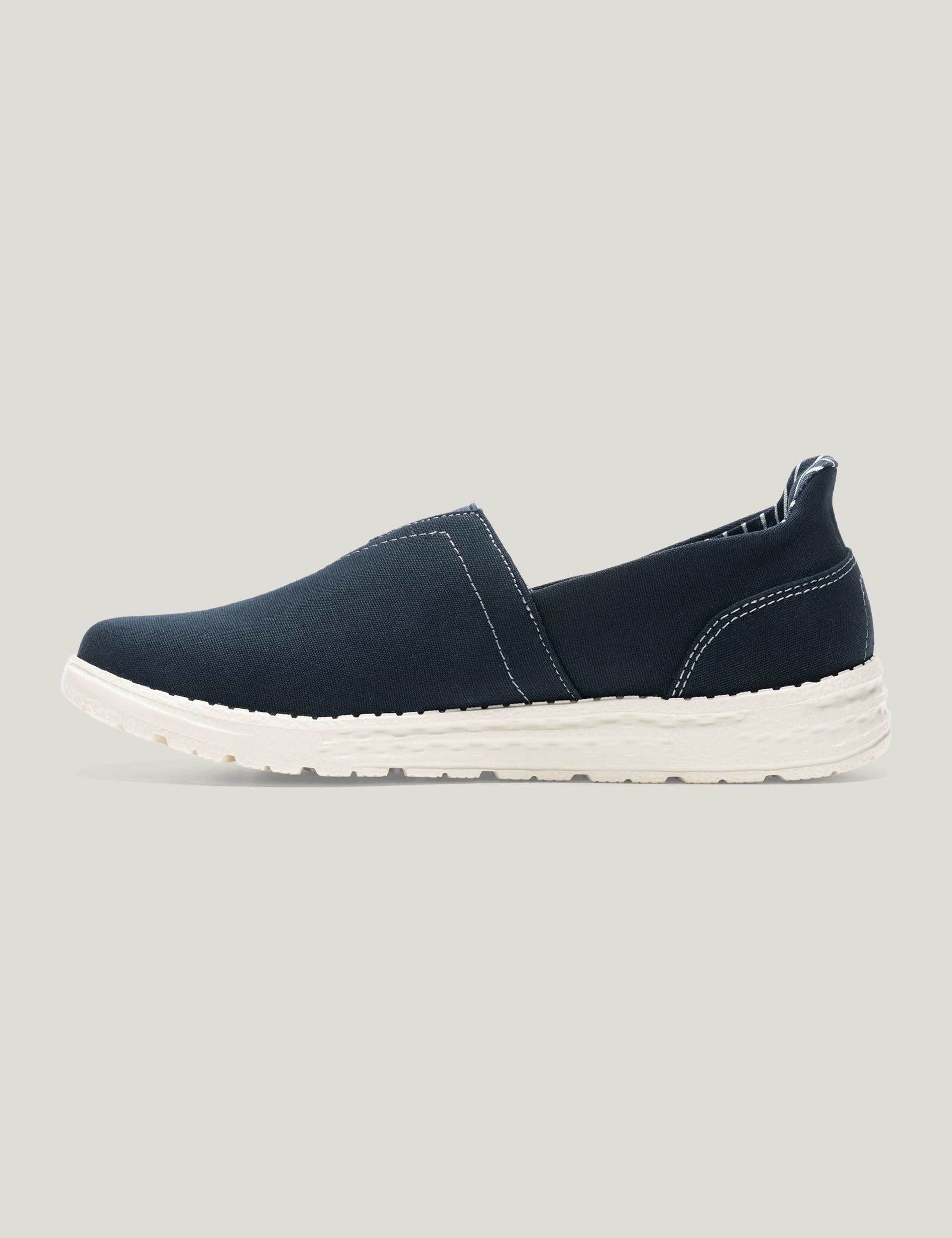 Salcombe Canvas Slip On Shoes 5 of 9