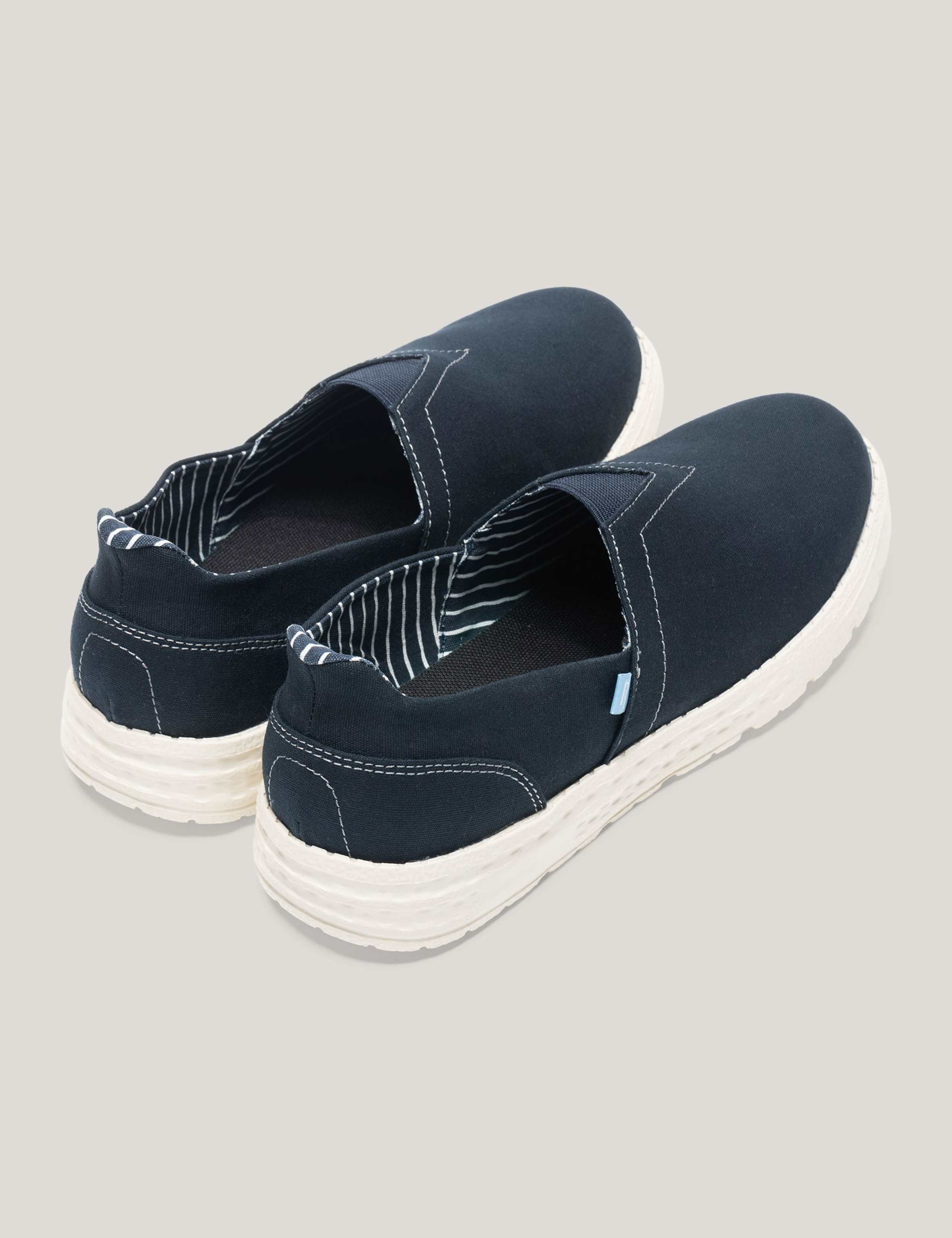 Salcombe Canvas Slip On Shoes 7 of 9