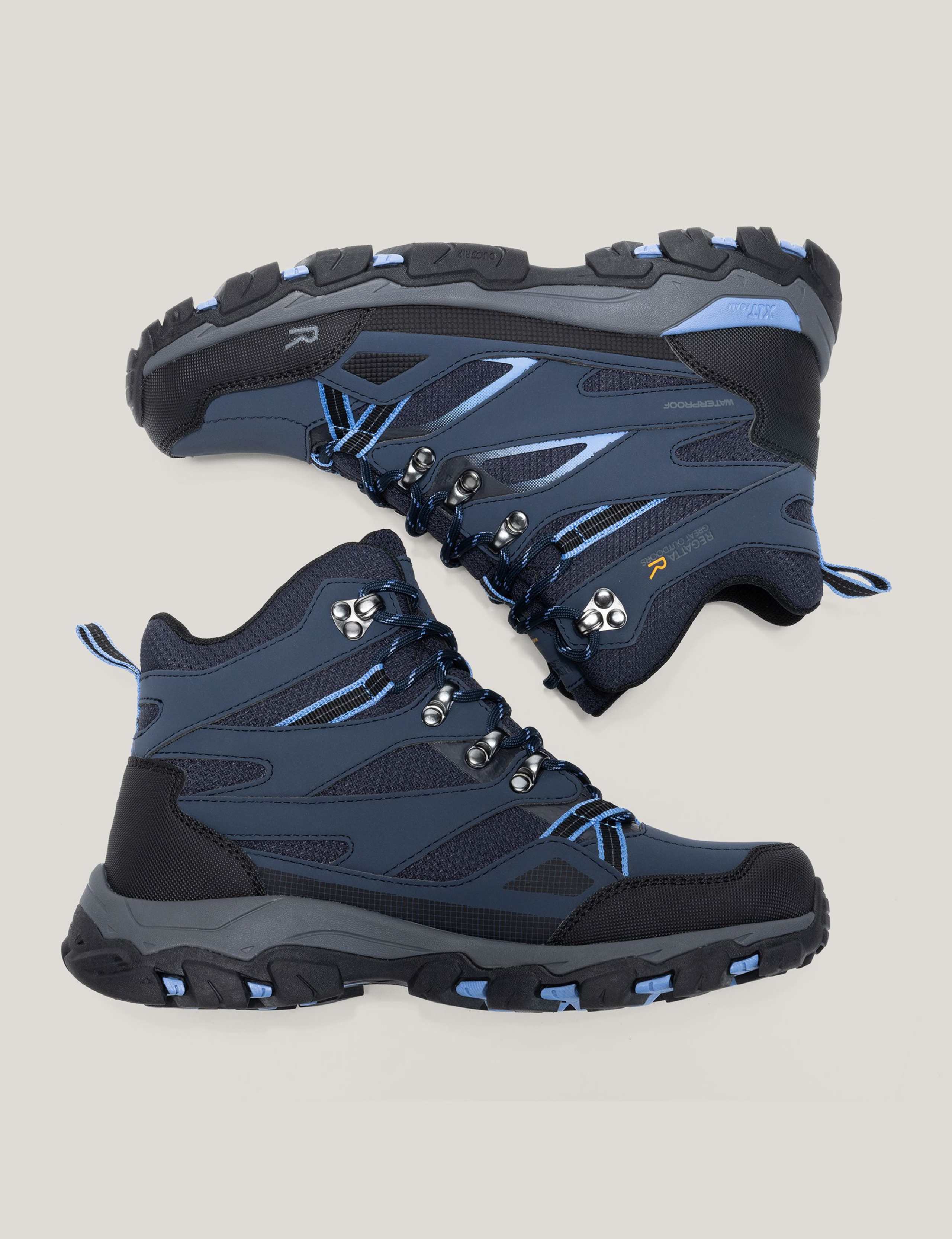 Holcombe III Waterproof Walking Boots 8 of 9