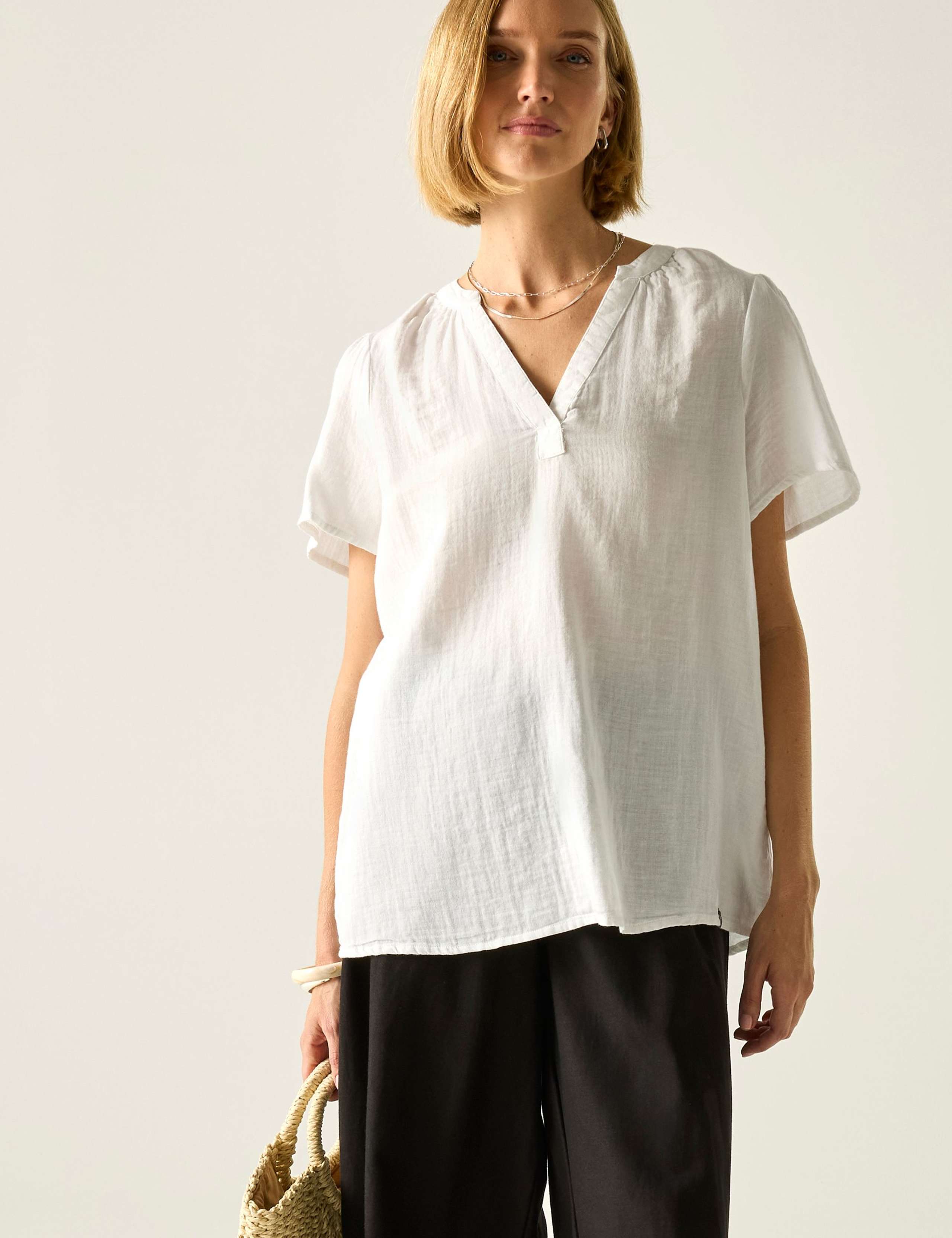 Selen Pure Cotton V-Neck Popover Blouse 3 of 7