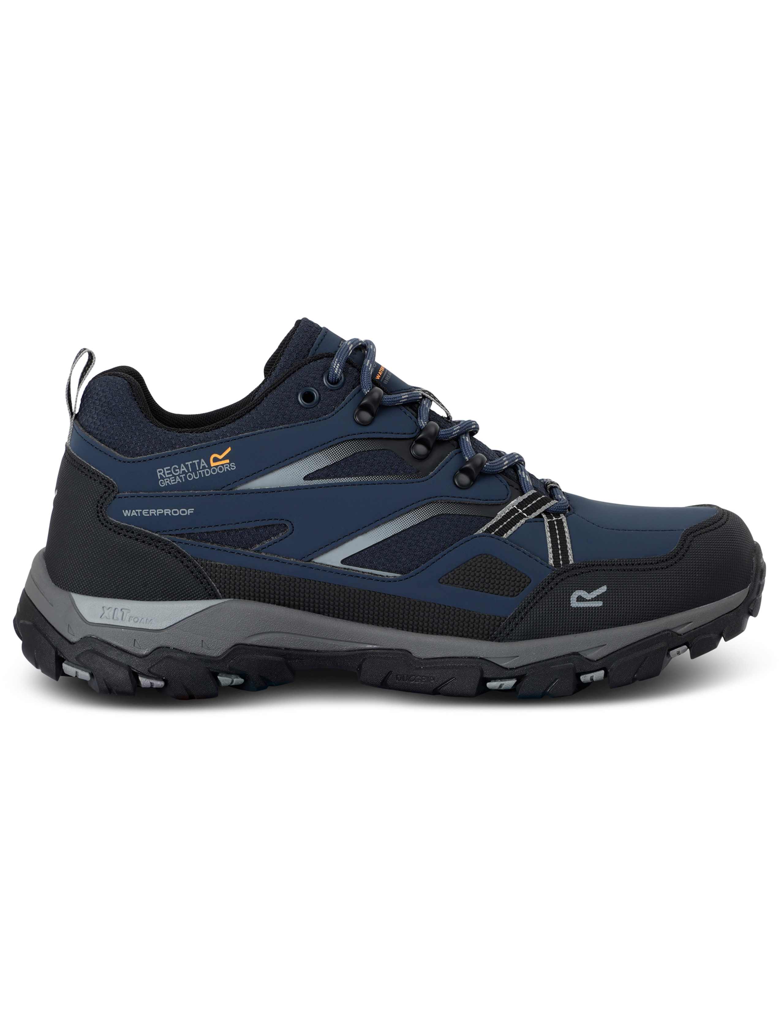 Holcombe III Low Waterproof Walking Shoes 2 of 9