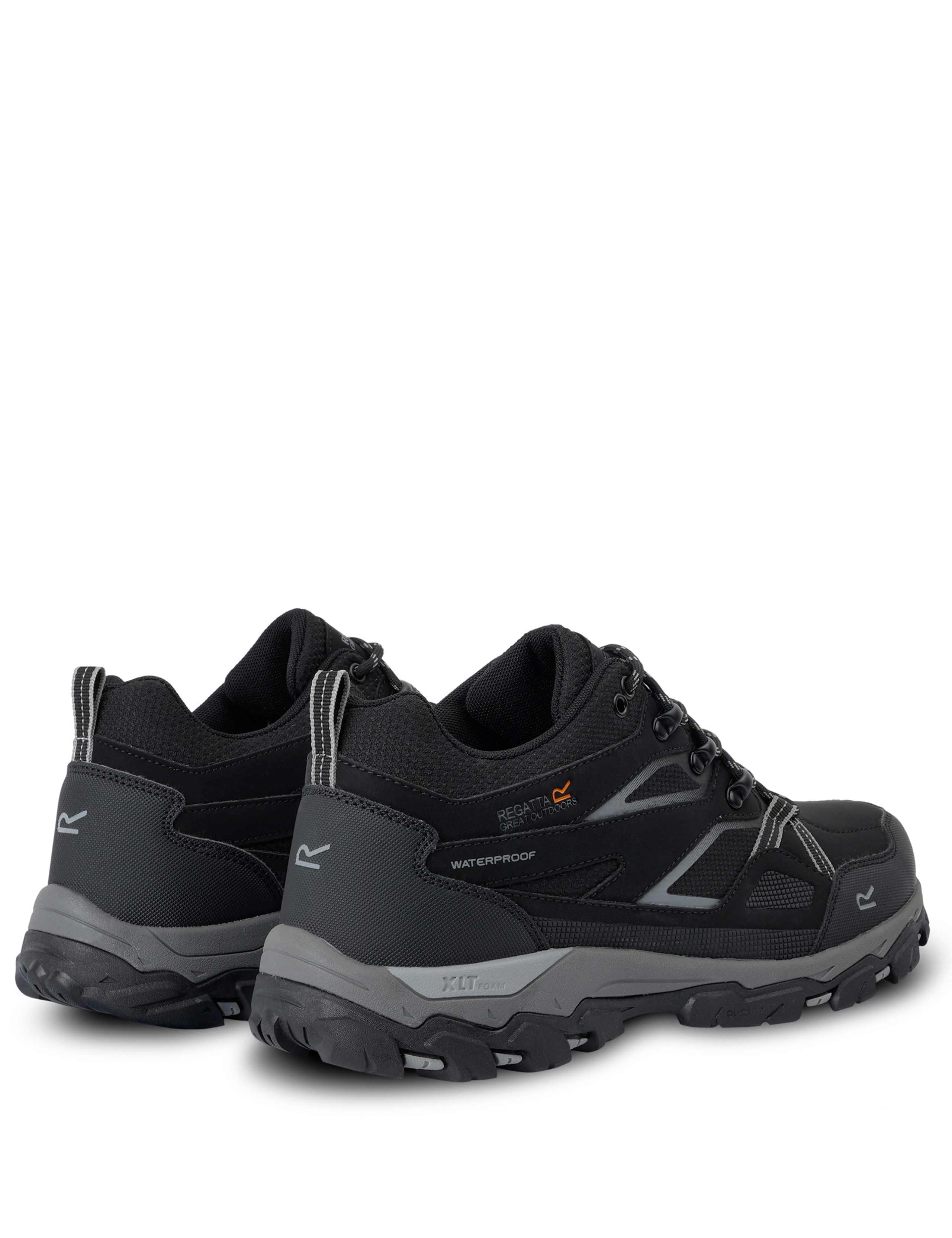 Holcombe III Low Waterproof Walking Shoes 6 of 9