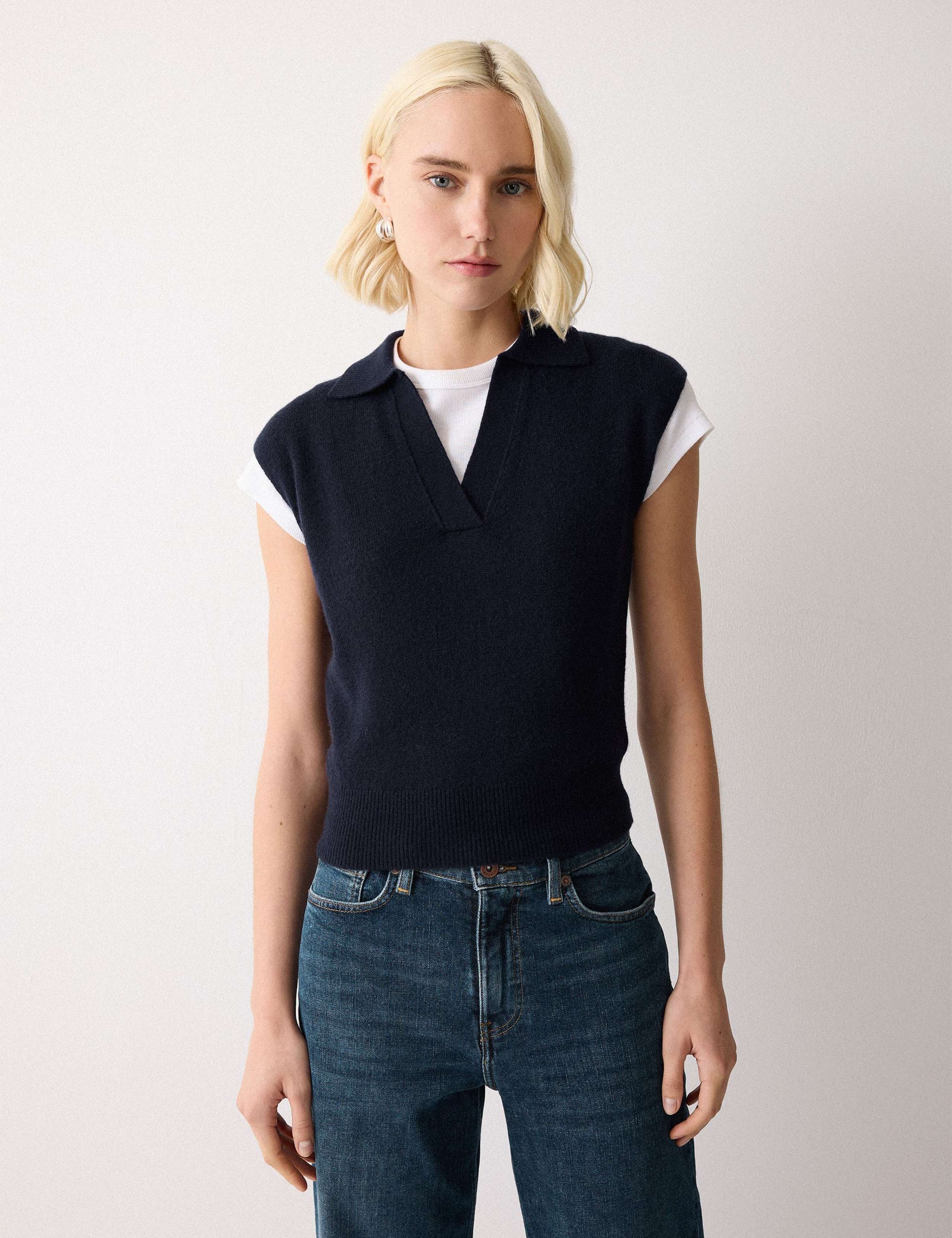 Wool Rich Collared V-Neck Vest 1 of 7