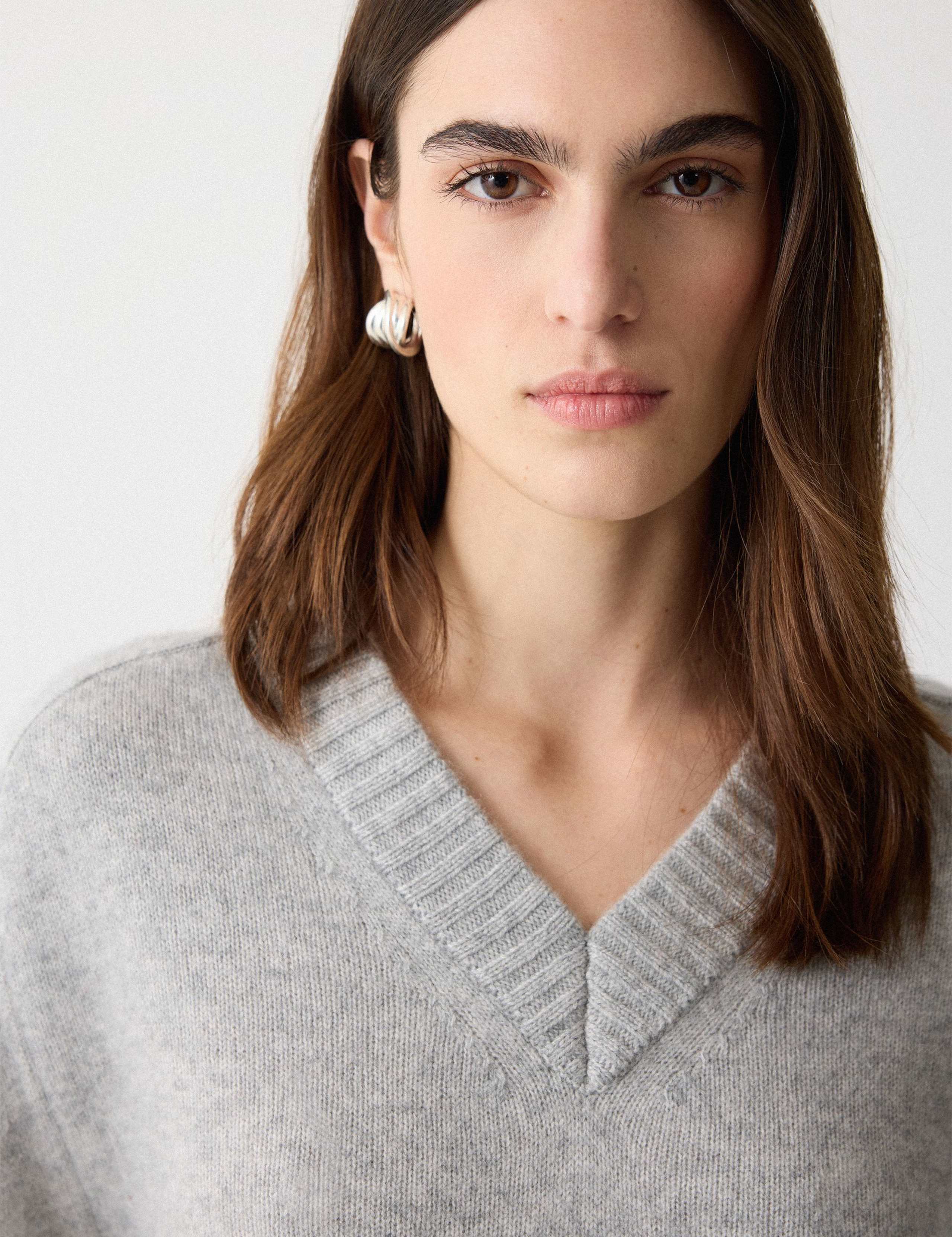 Wool Rich V-Neck Jumper 5 of 6