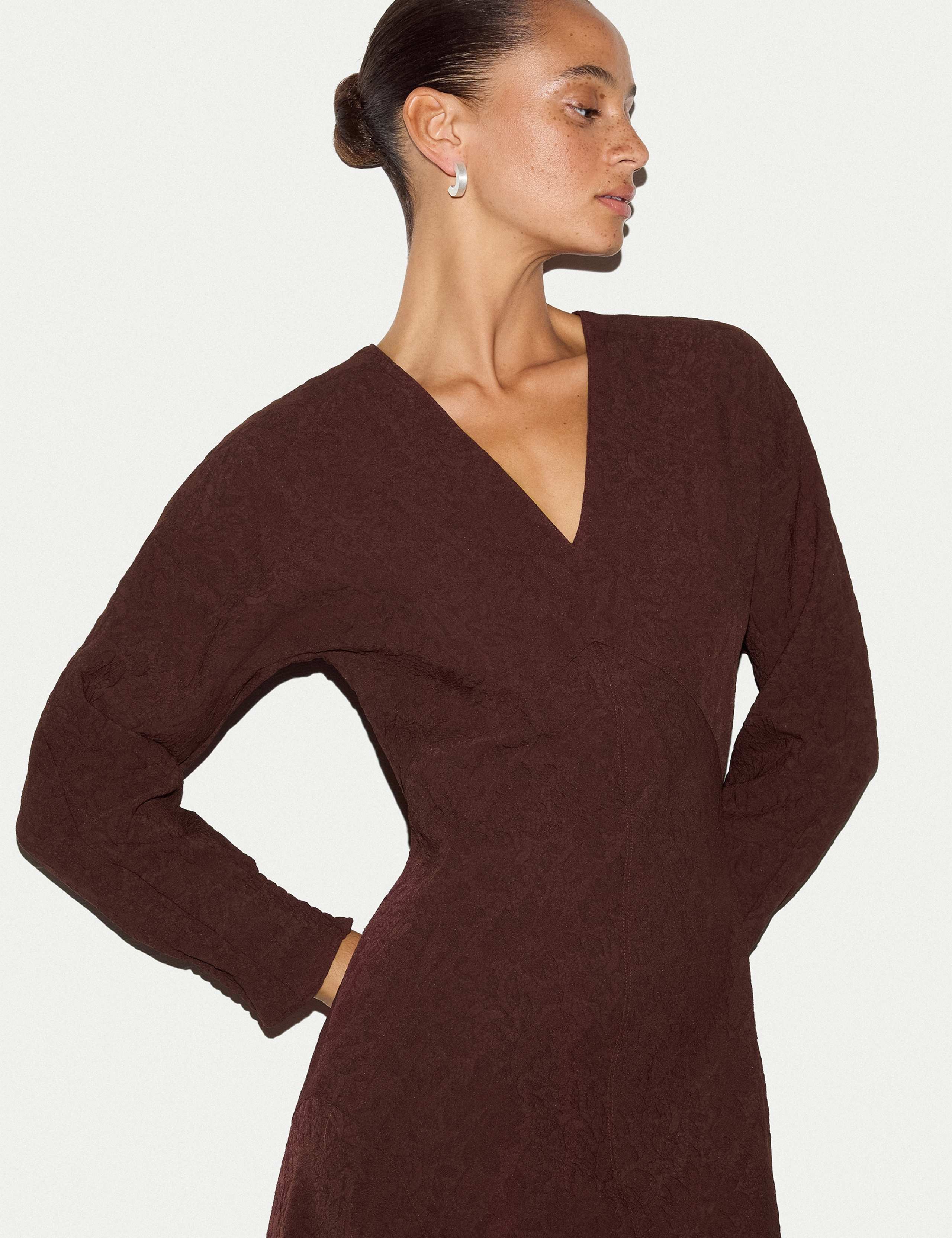 Textured V-Neck Midaxi Skater Dress 5 of 5