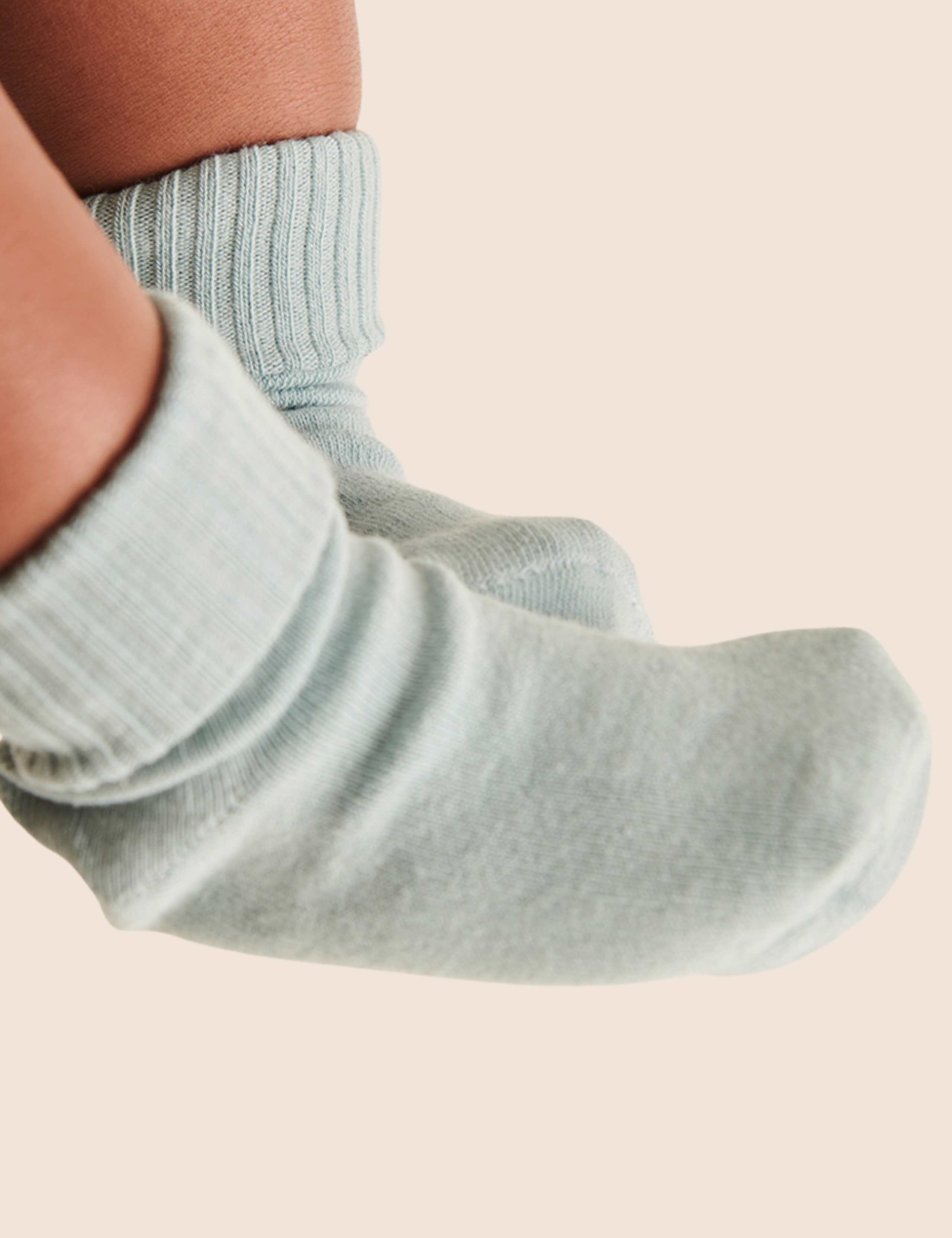 5 Pack Cotton Rich Ribbed Baby Socks (0-2 Yrs) 1 of 2