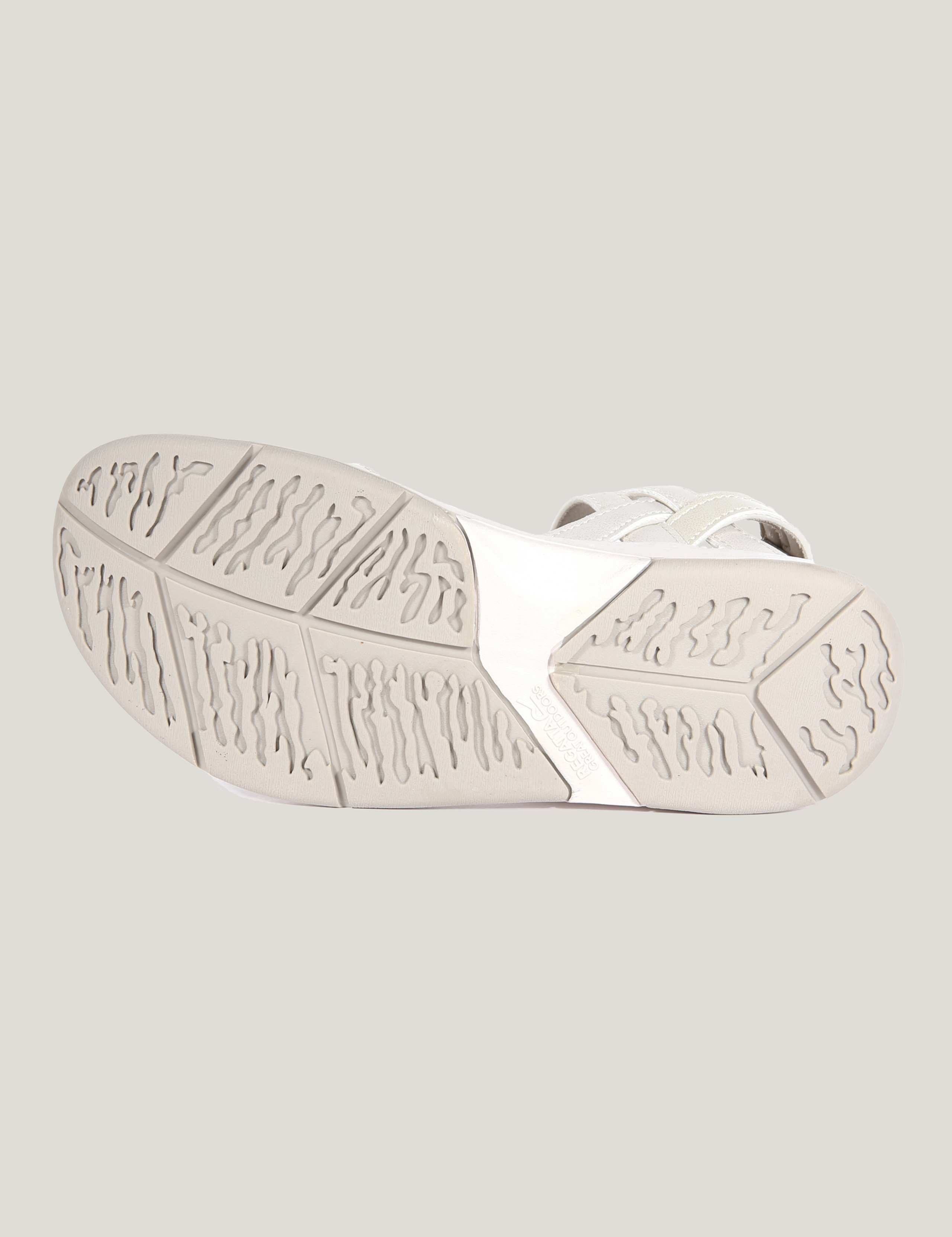 Santa Cruz Flat Sandals 6 of 6