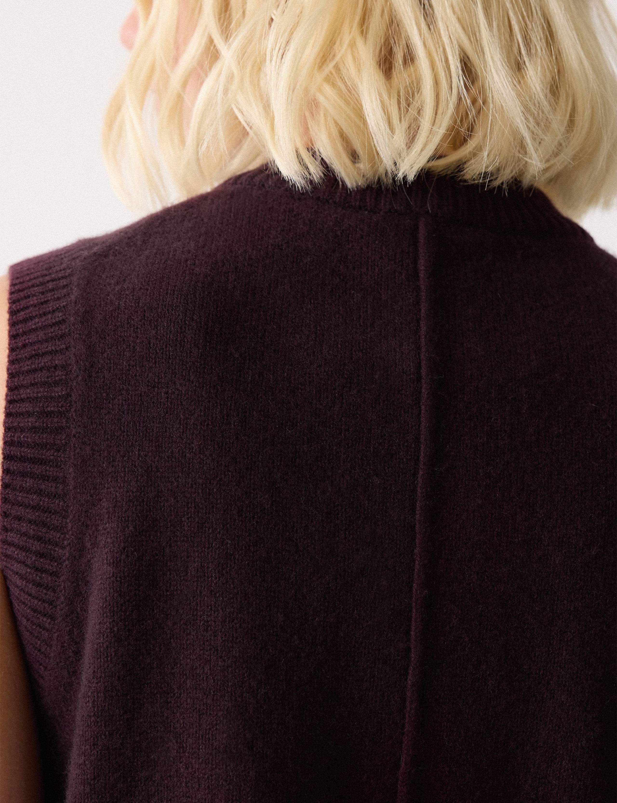 Wool Blend Straight Textured Waistcoat 6 of 6