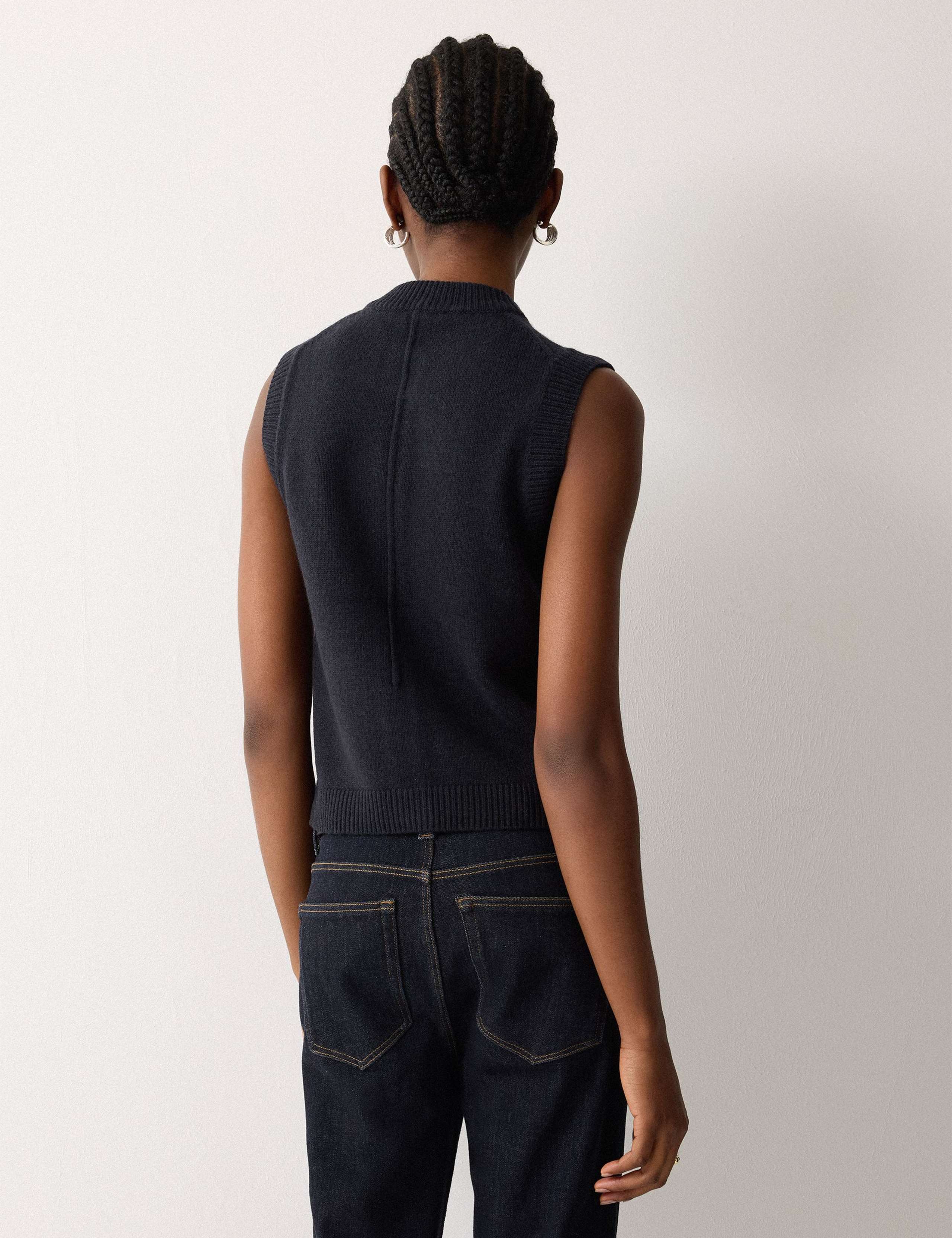 Wool Blend Straight Textured Waistcoat 4 of 6