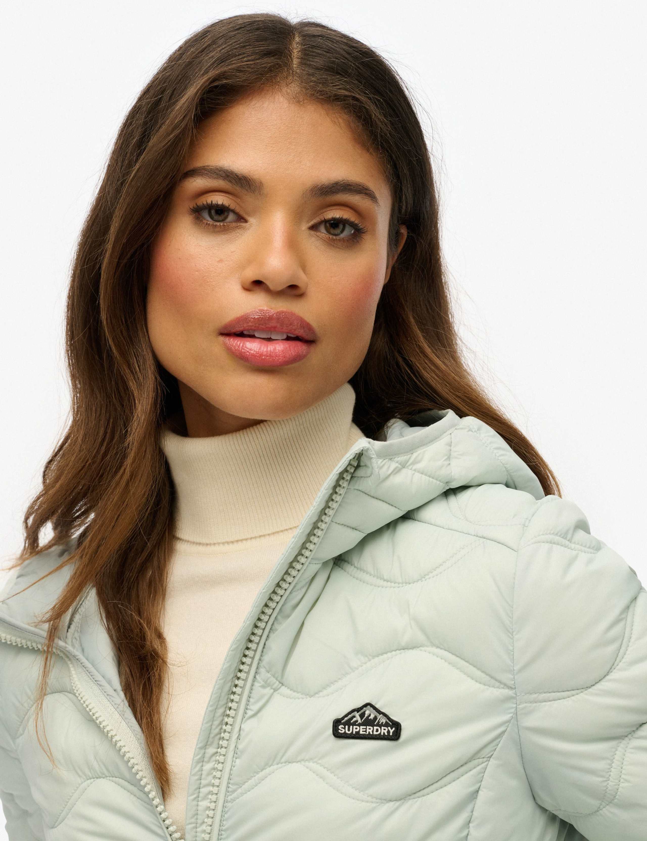 Lightweight Hooded Quilted Puffer Jacket 4 of 7
