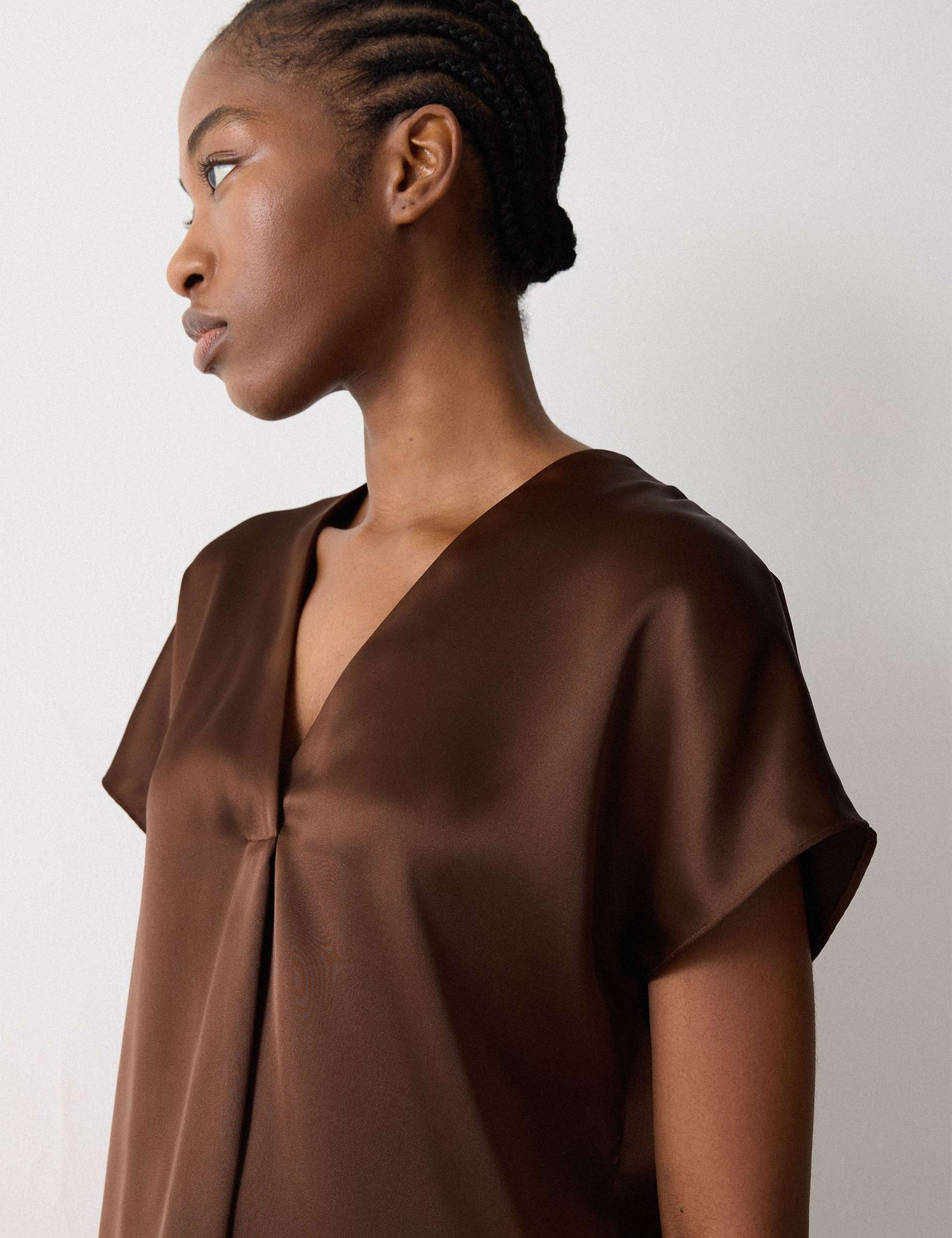 Satin V-Neck Pleat Front Relaxed Blouse 4 of 6