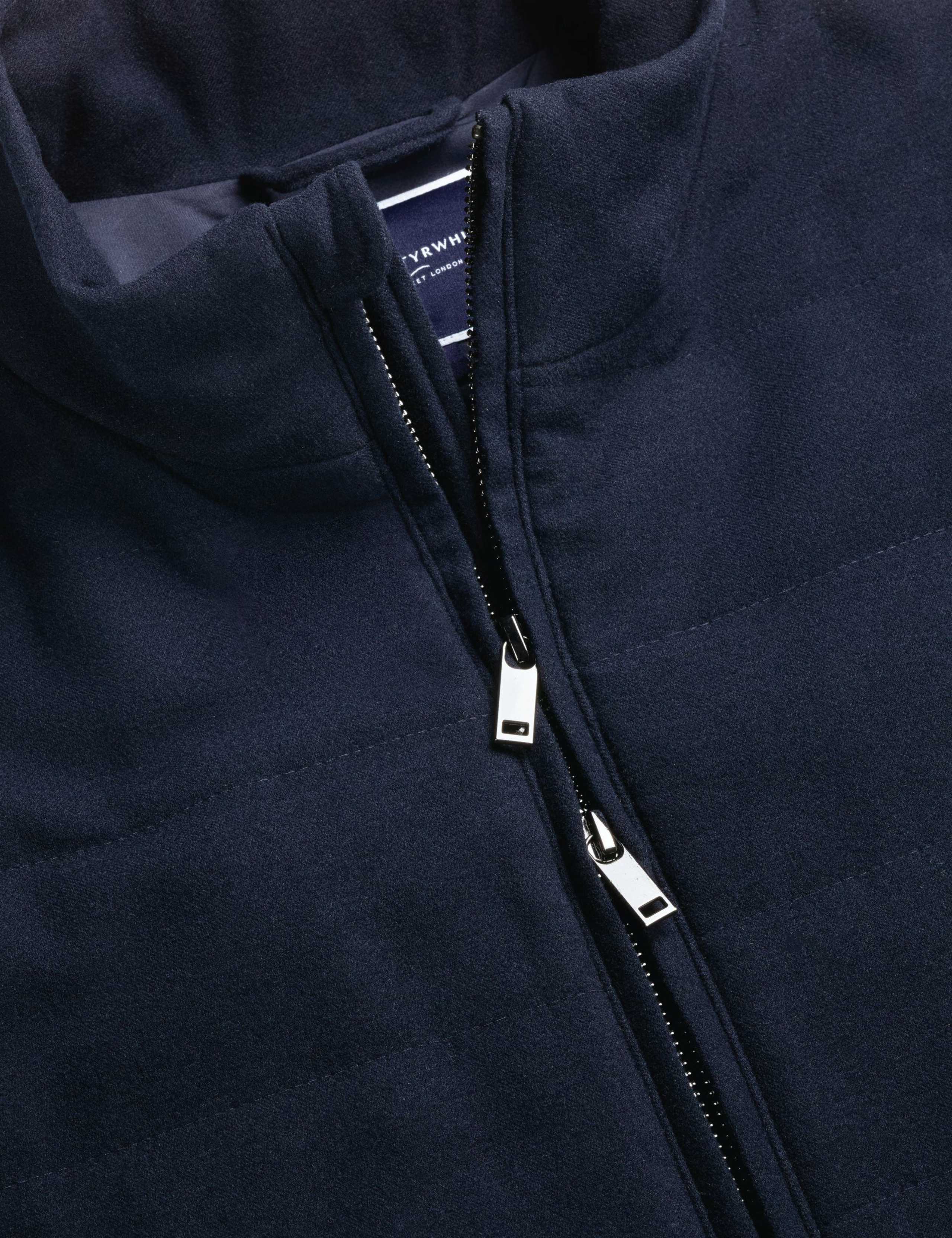 Quilted Gilet 4 of 5