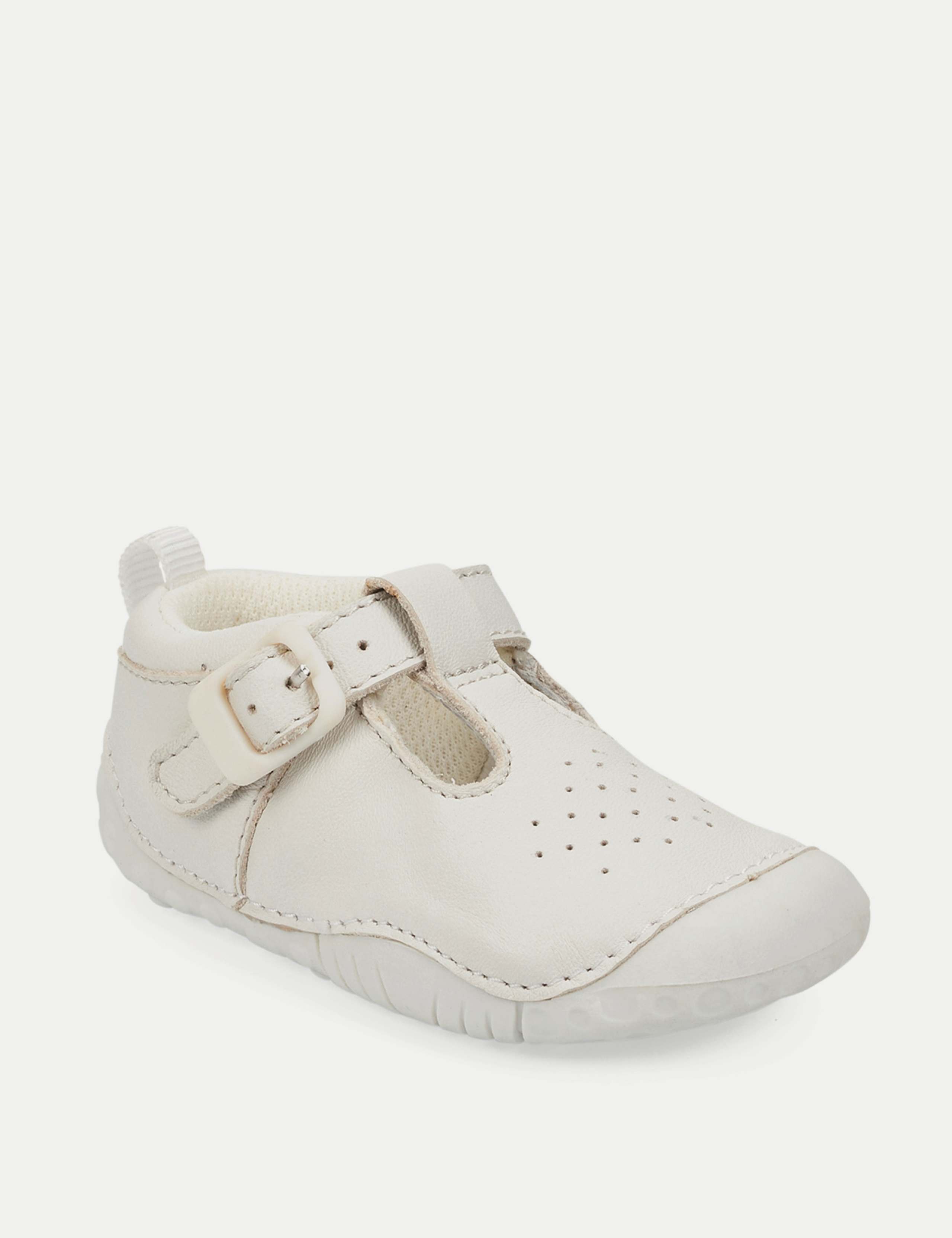 Baby Leather T-Bar Pram Shoes (2 Small - 5 Small) 3 of 6