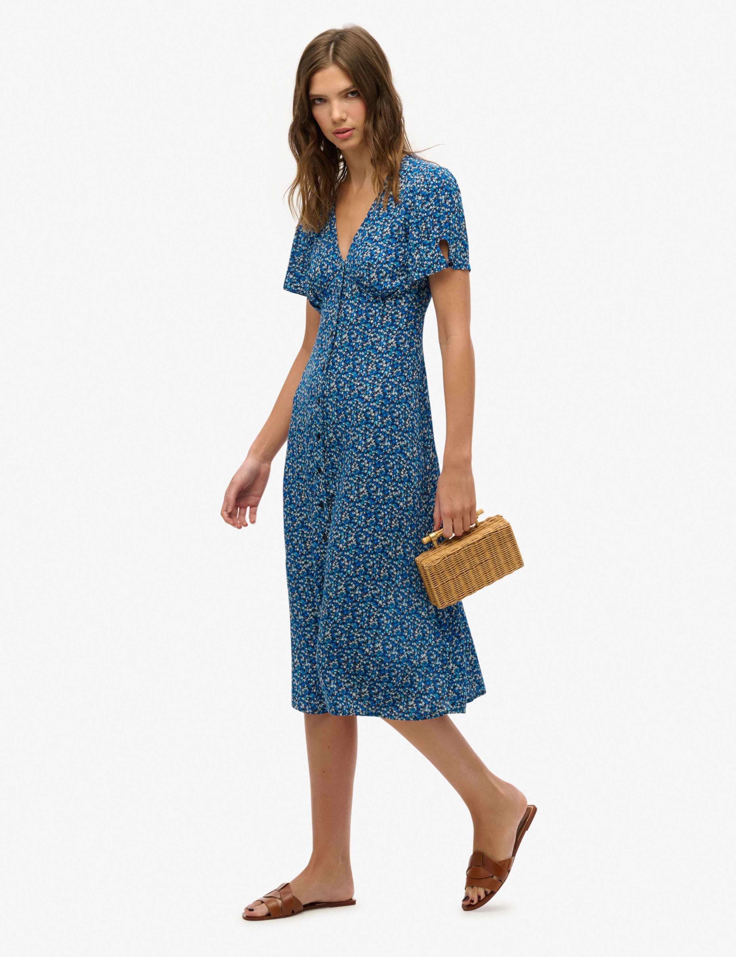 Heart Print V-Neck Midi Tea Dress 4 of 5