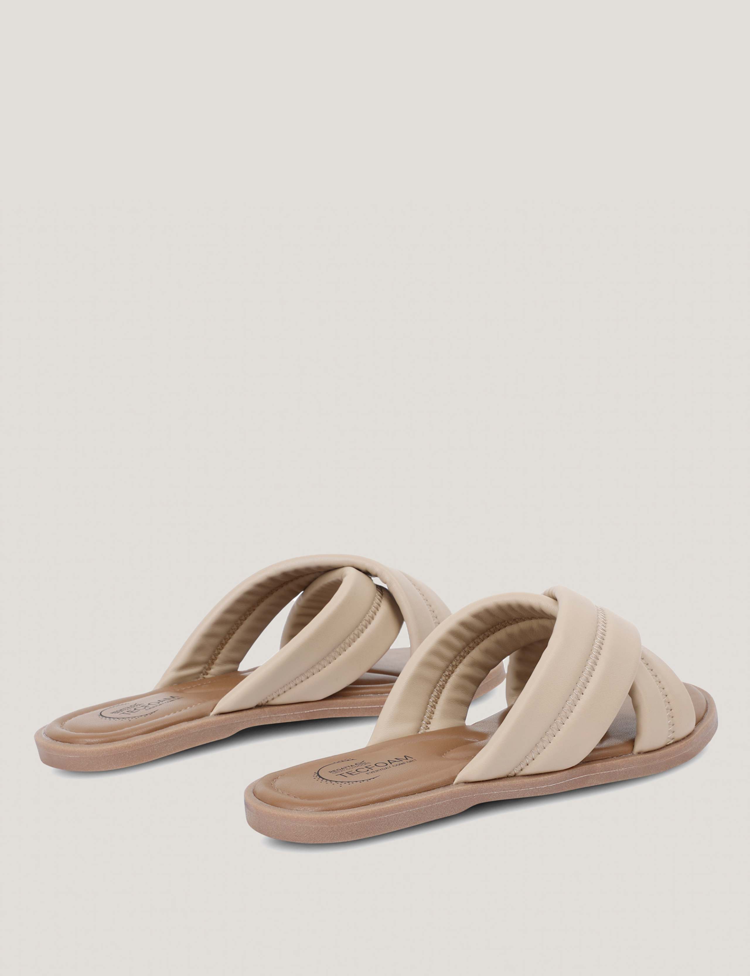 Carradine Crossover Flat Sandals 4 of 7