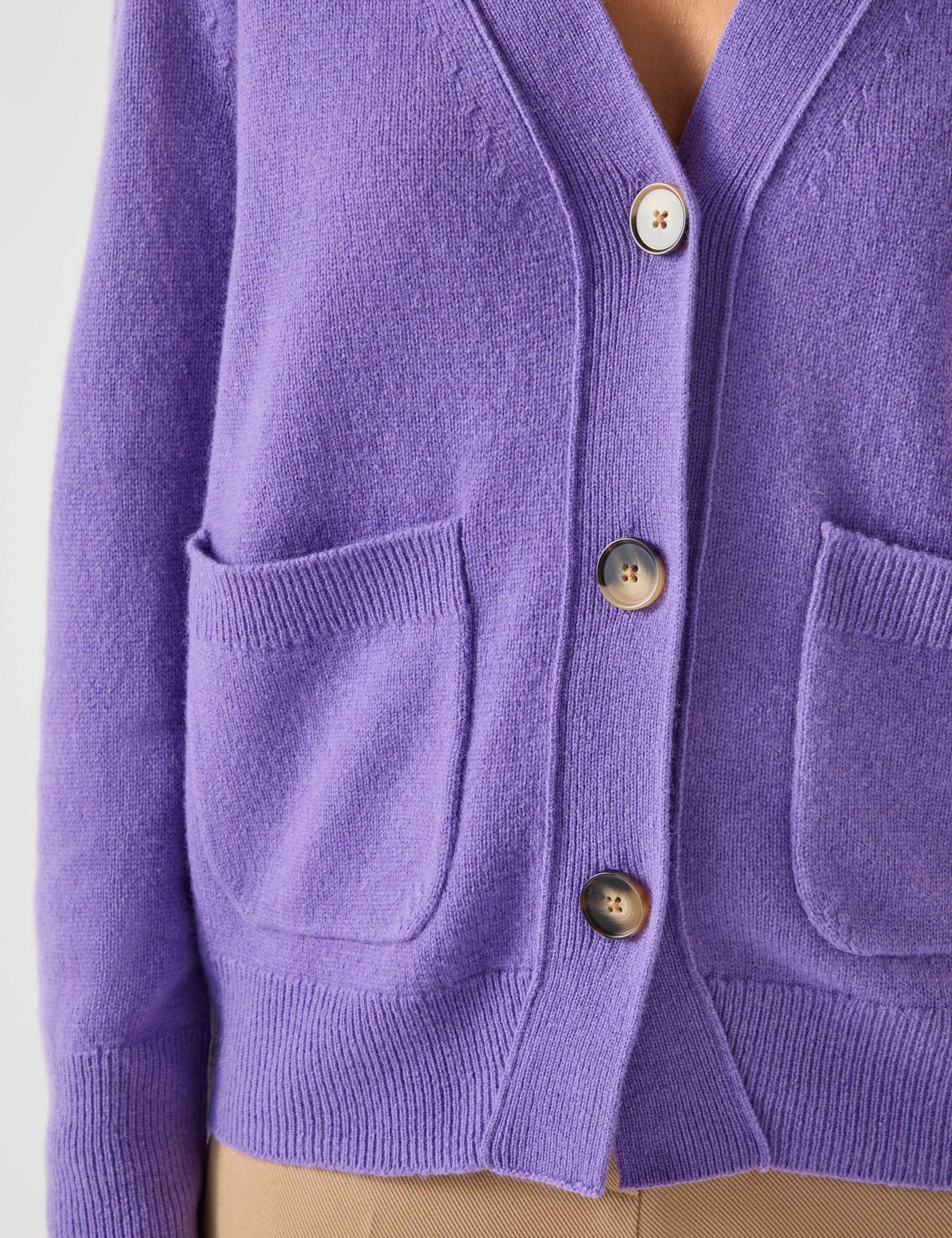 Pure Merino Wool V-Neck Cardigan 4 of 4
