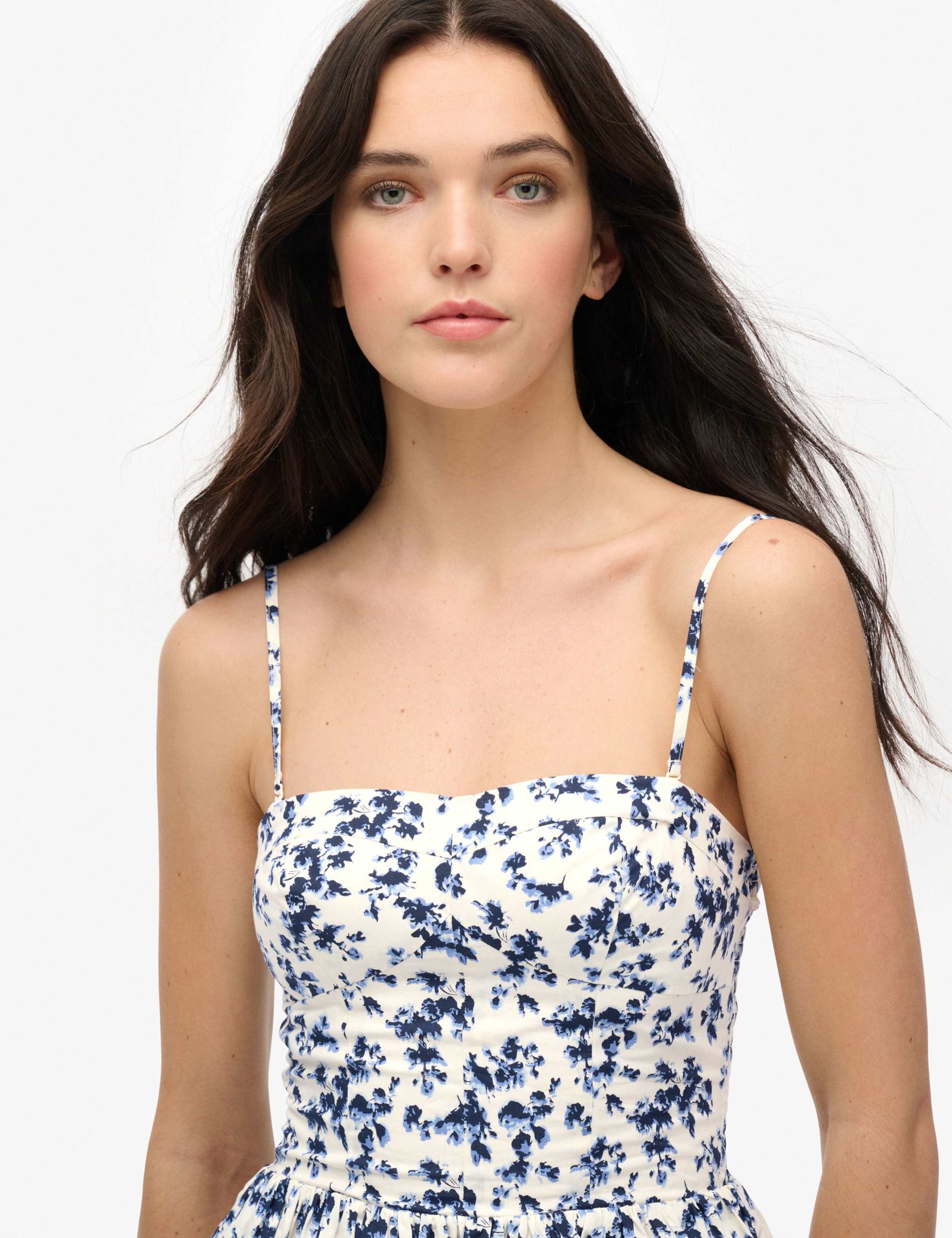 Floral Sweetheart Neck Cami Mini Dress 4 of 7