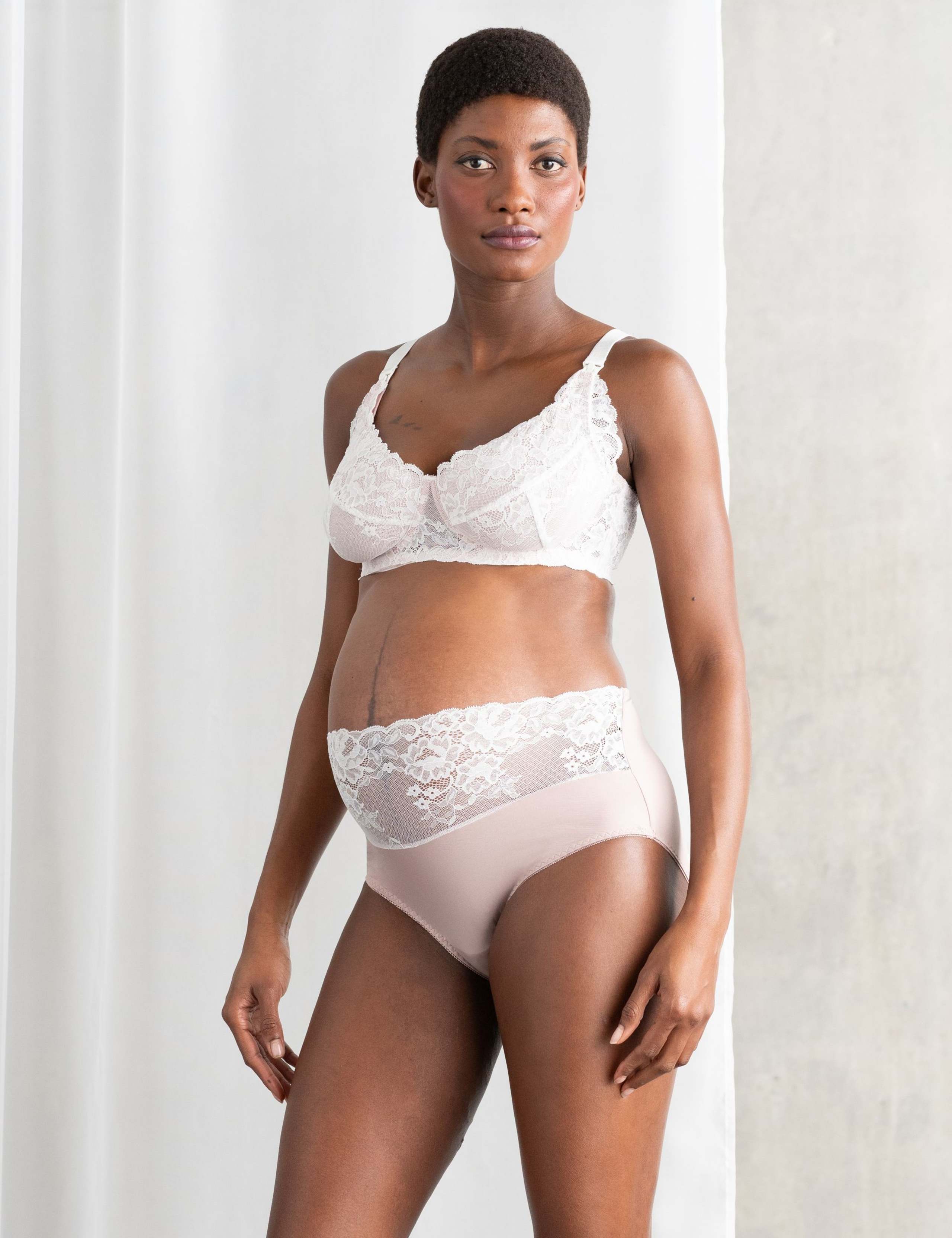 Lace Trim Mid Bump Maternity Briefs 1 of 3