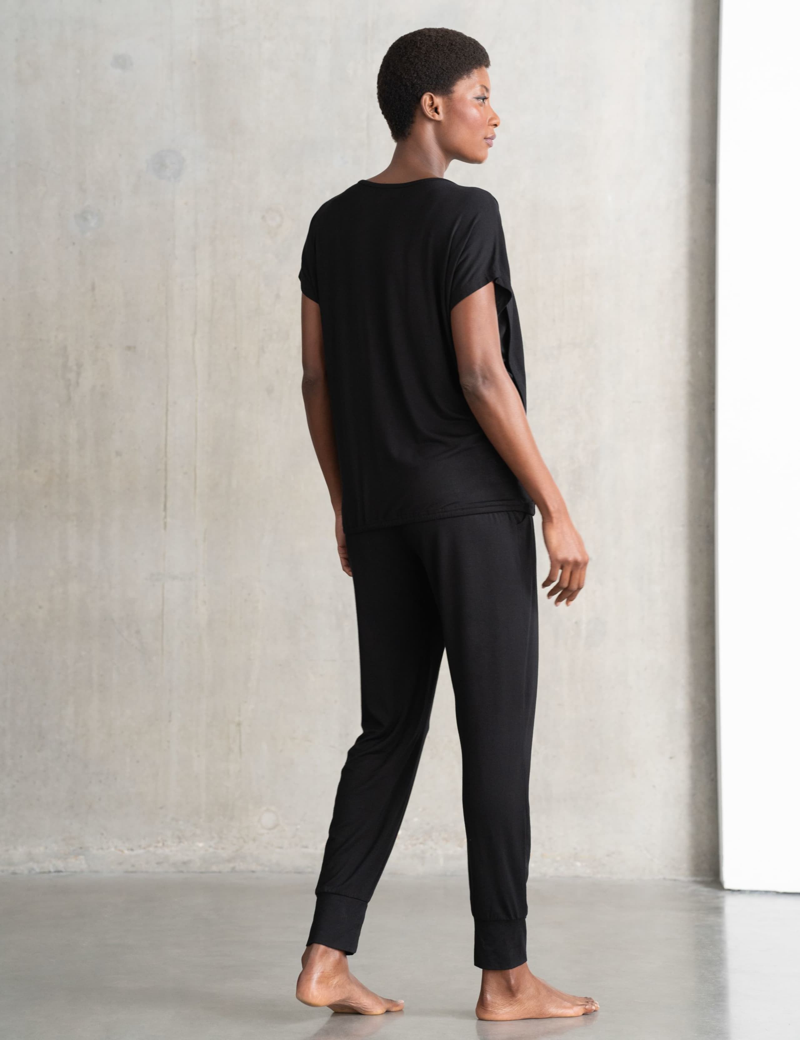 Maternity 2pc Jersey Loungewear Set 3 of 8