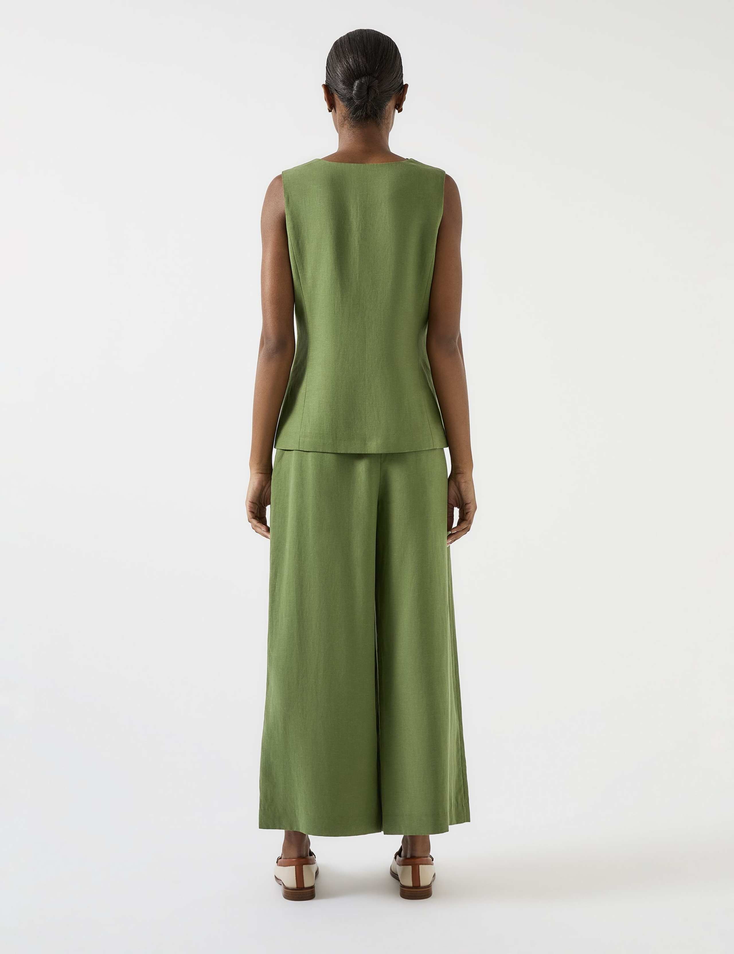 Scallop Detail Tie Front Fitted Waistcoat 3 of 6