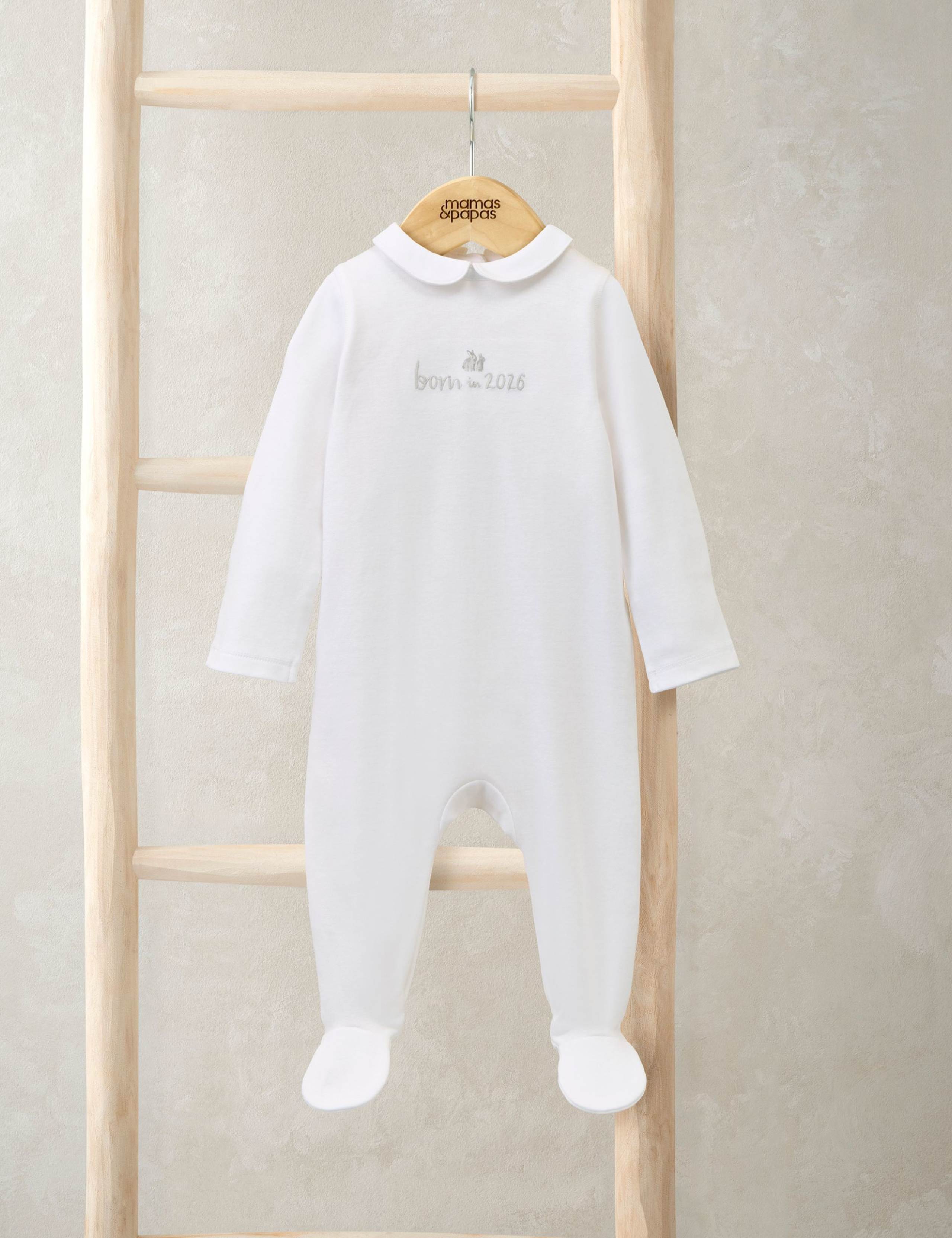 Born in 26½lbs26 Embroidered Sleepsuit (6½lbs-6 Mths) 1 of 2