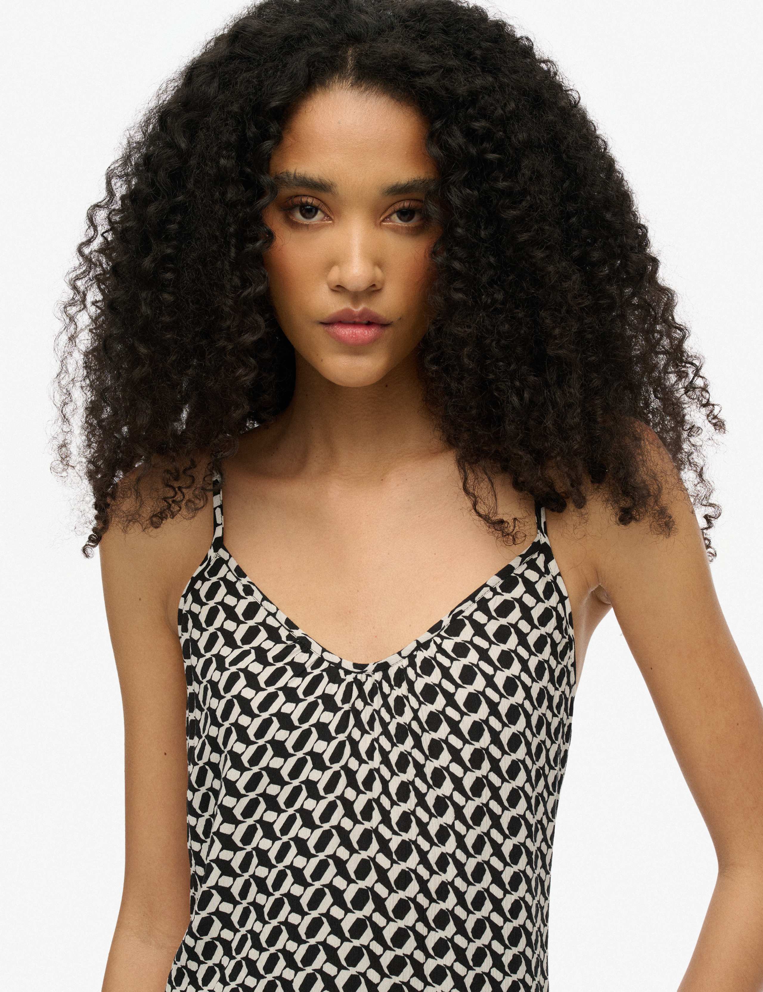 Printed Scoop Neck Strappy Maxi Beach Dress 4 of 5
