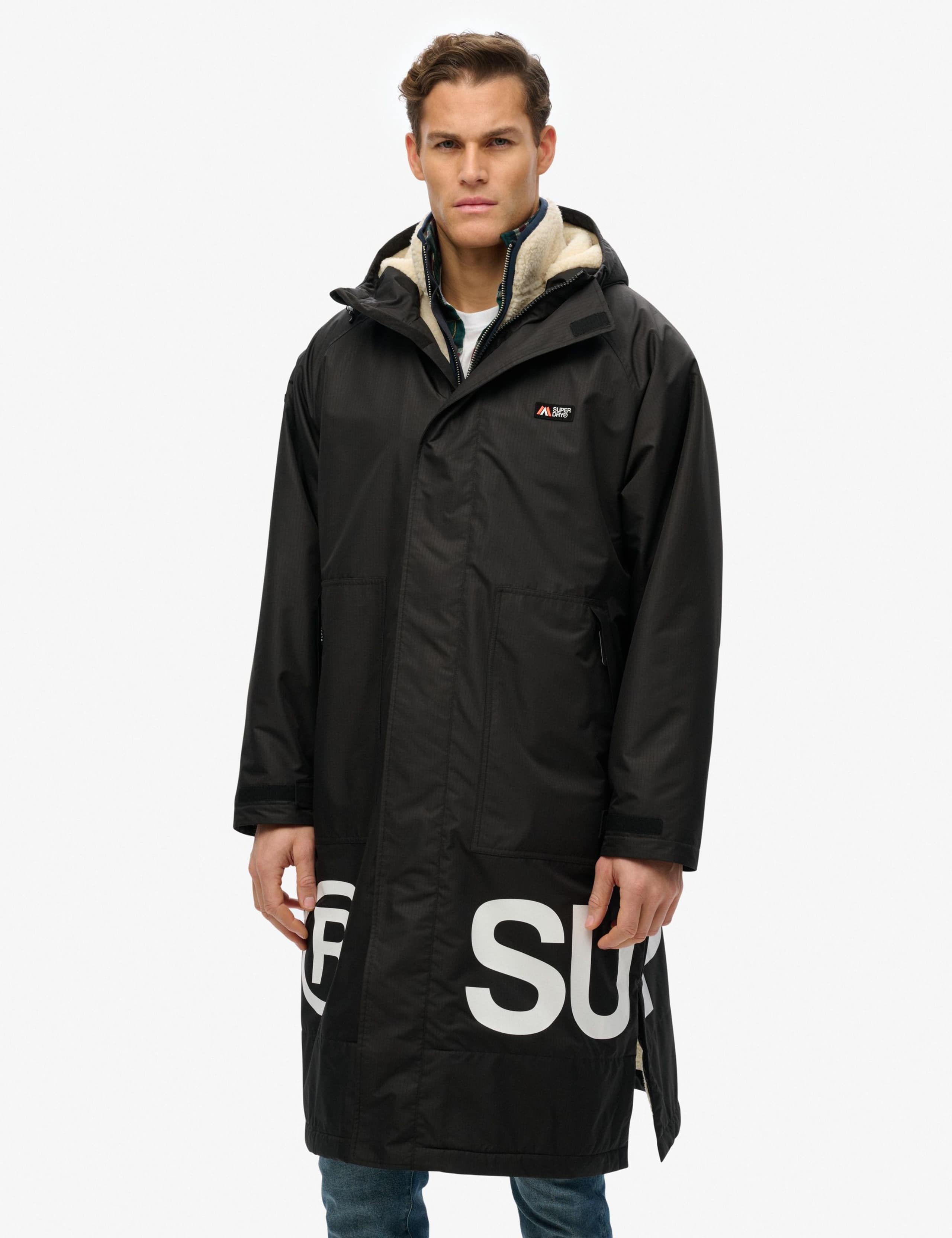 Hooded Water Resistant Changing Robe 5 of 7