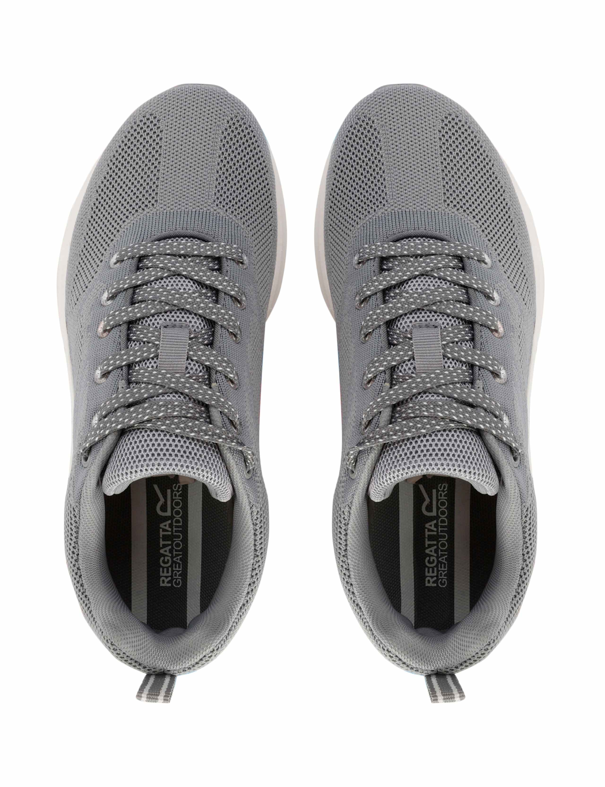 Marine Sports Trainers 3 of 6