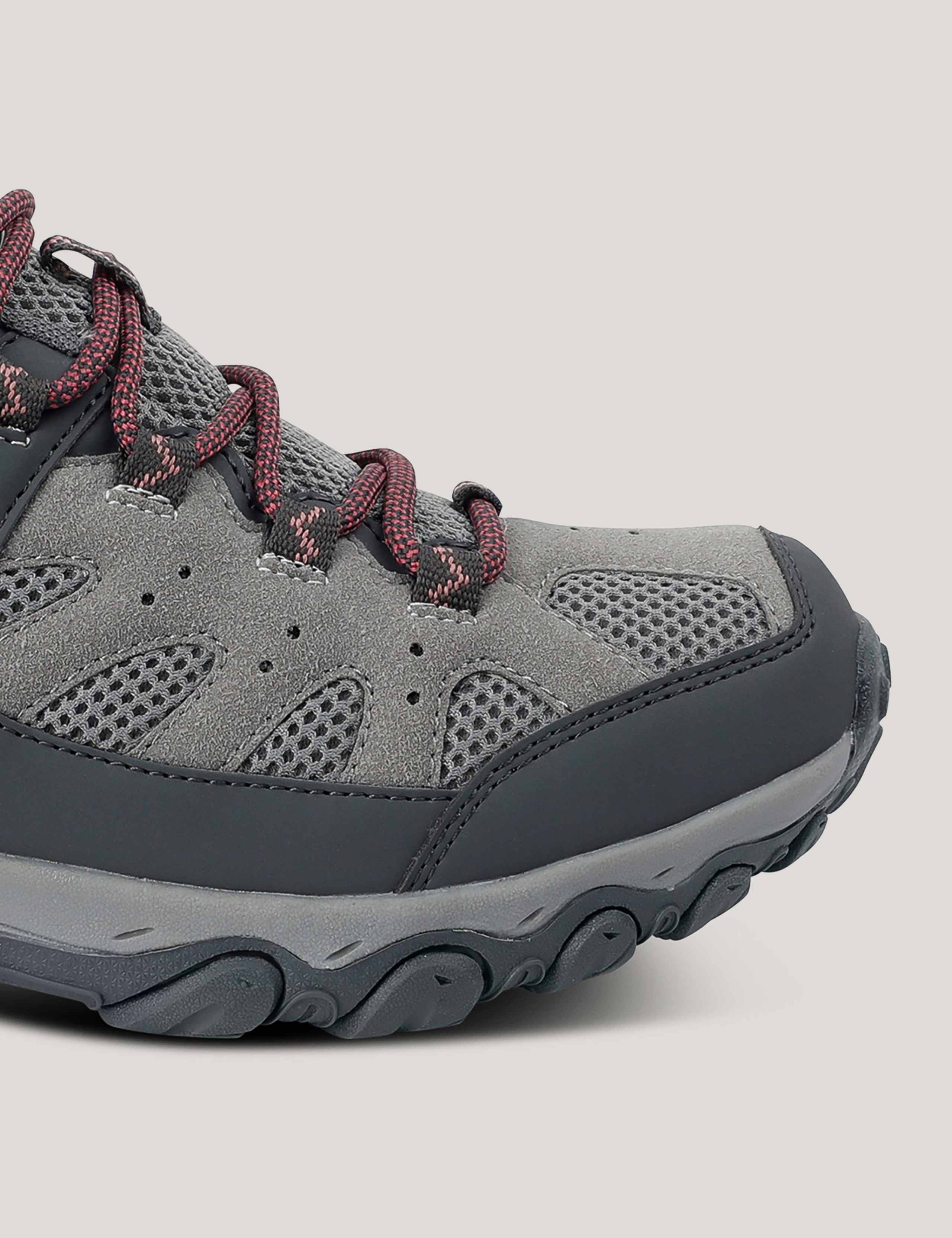 Edgepoint IV Waterproof Walking Shoes 9 of 9
